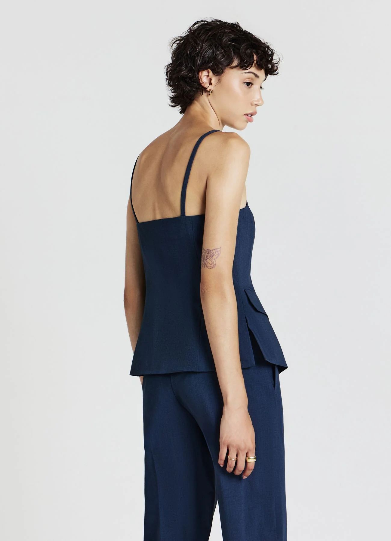 Gilet con spalline sottili - Image 3