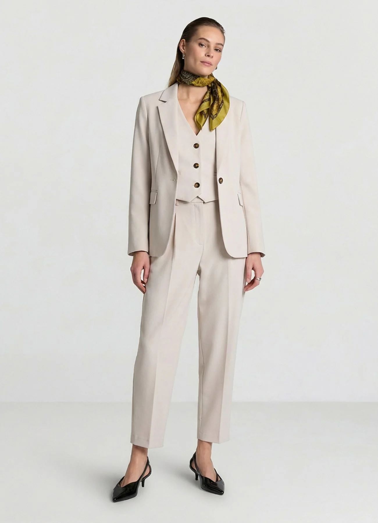 Gilet corto con bottoni - Image 3