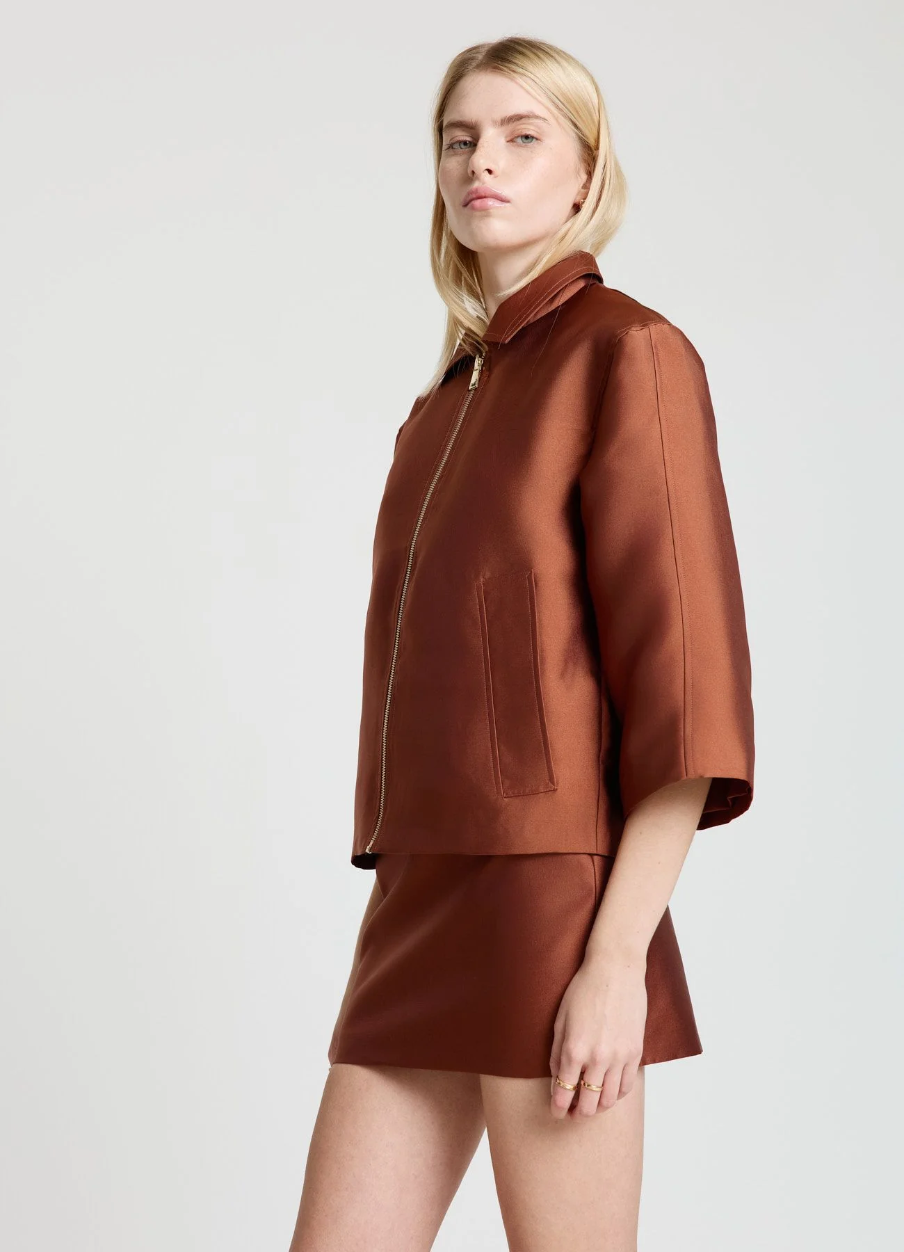 Giubbino simil satin con zip - Image 2