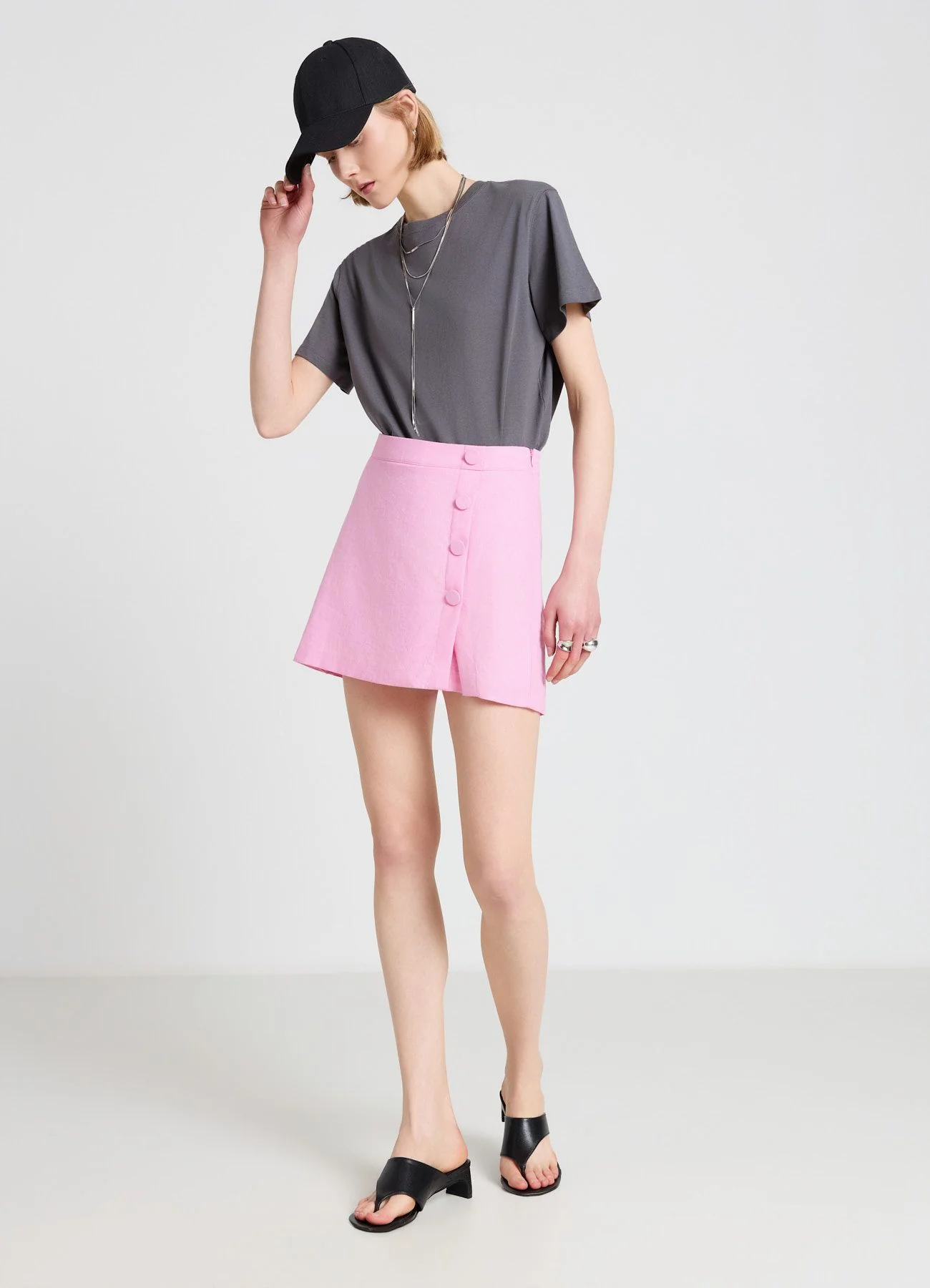Gonna-pantalone con bottoni laterali
