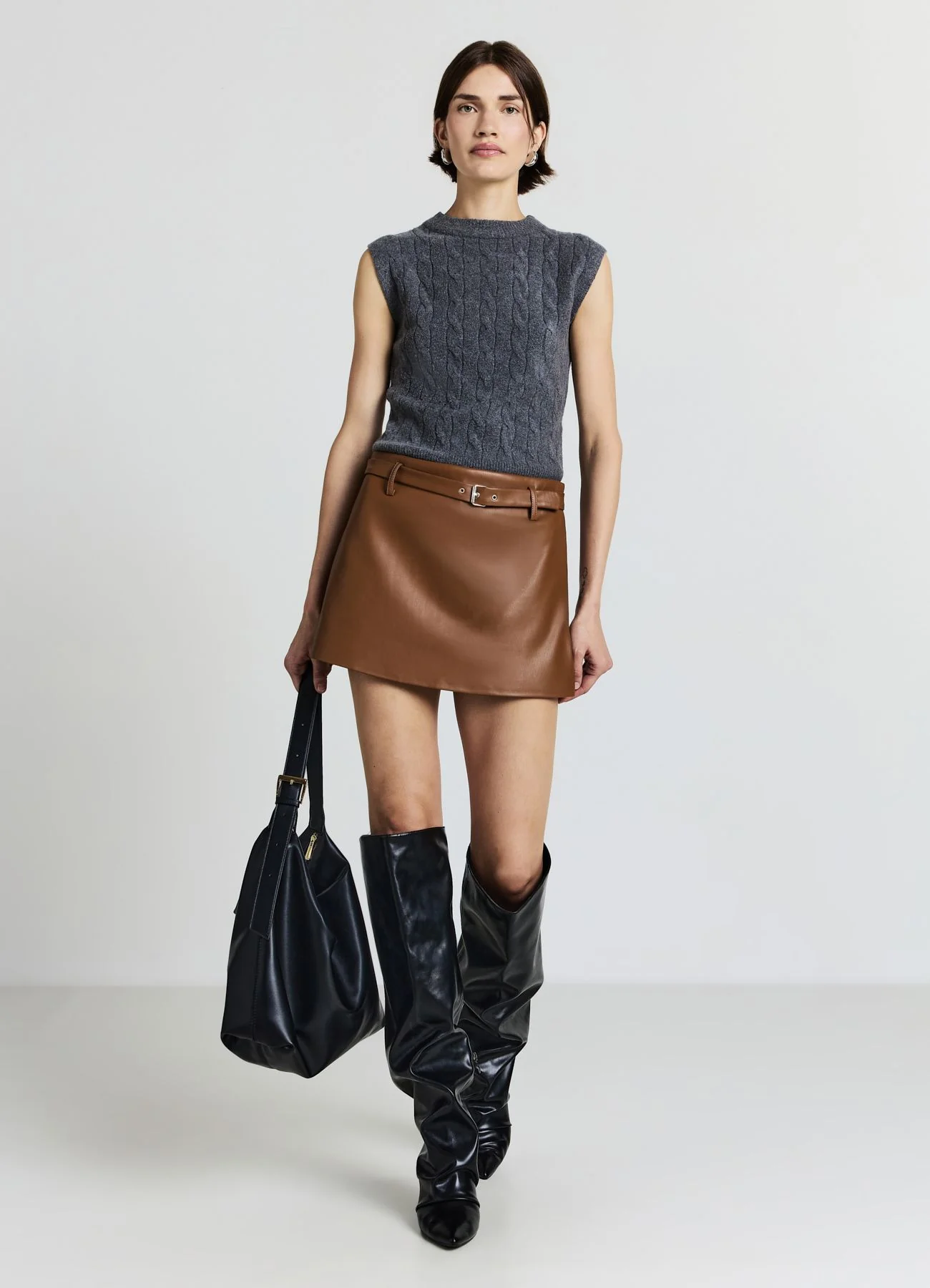 Gonna-pantalone in effetto pelle con cintura