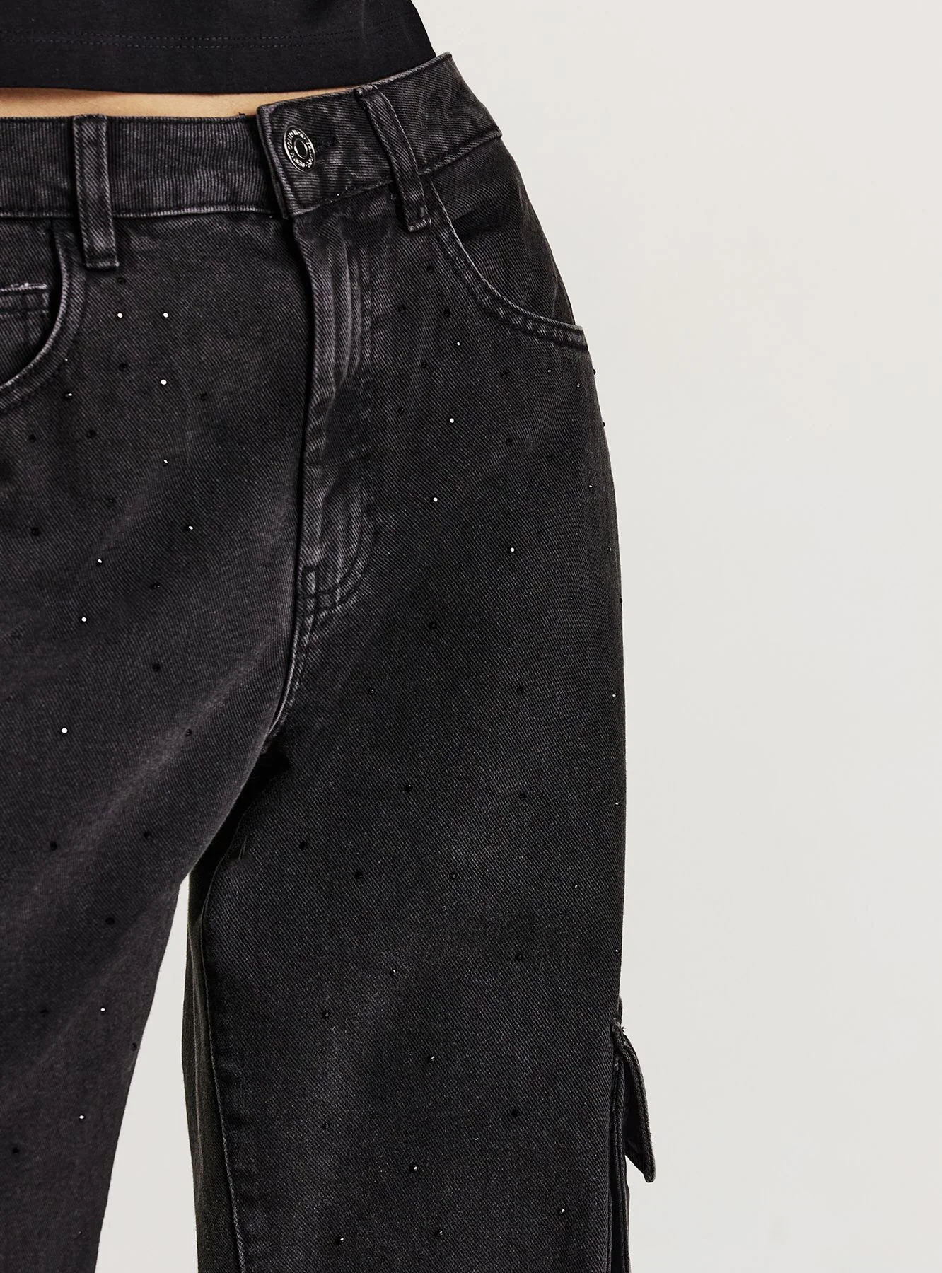 Jeans cargo con strass - Image 3