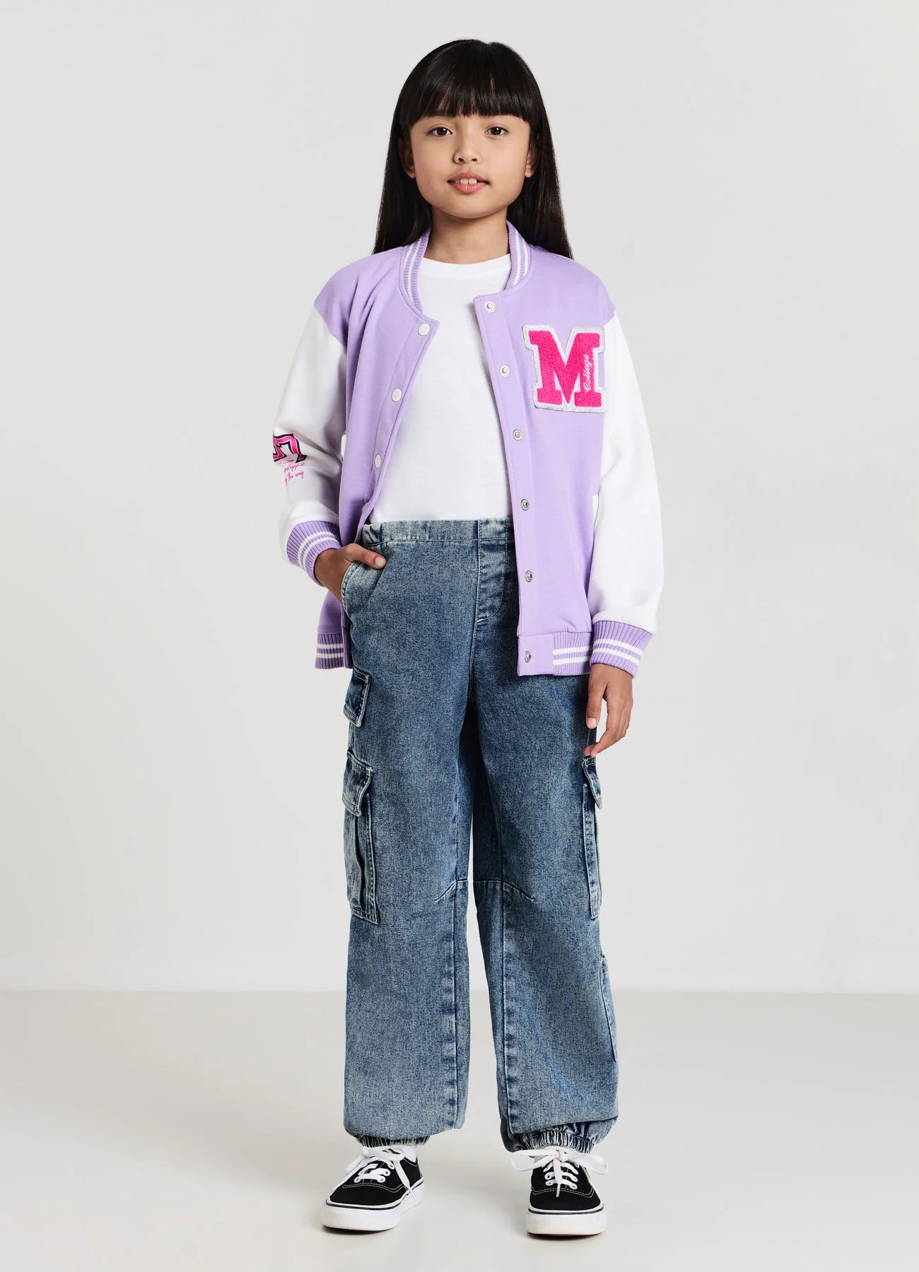 Jeans cargo con tasche - Image 2