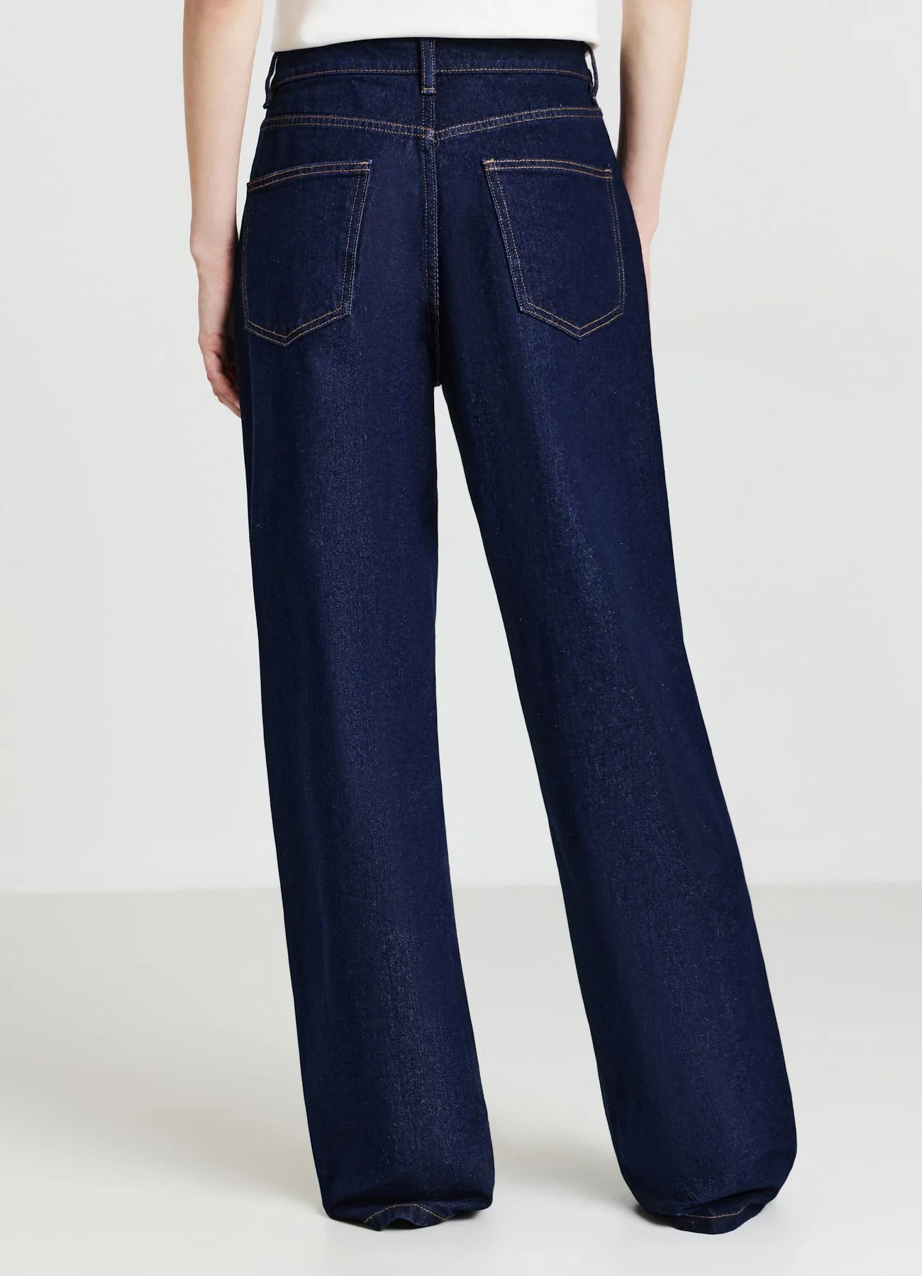 Jeans con borchie - Image 2