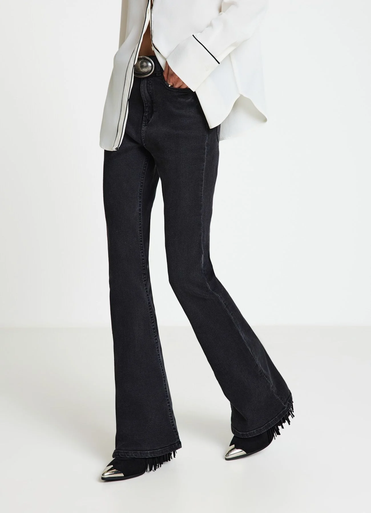 Jeans flare a cinque tasche