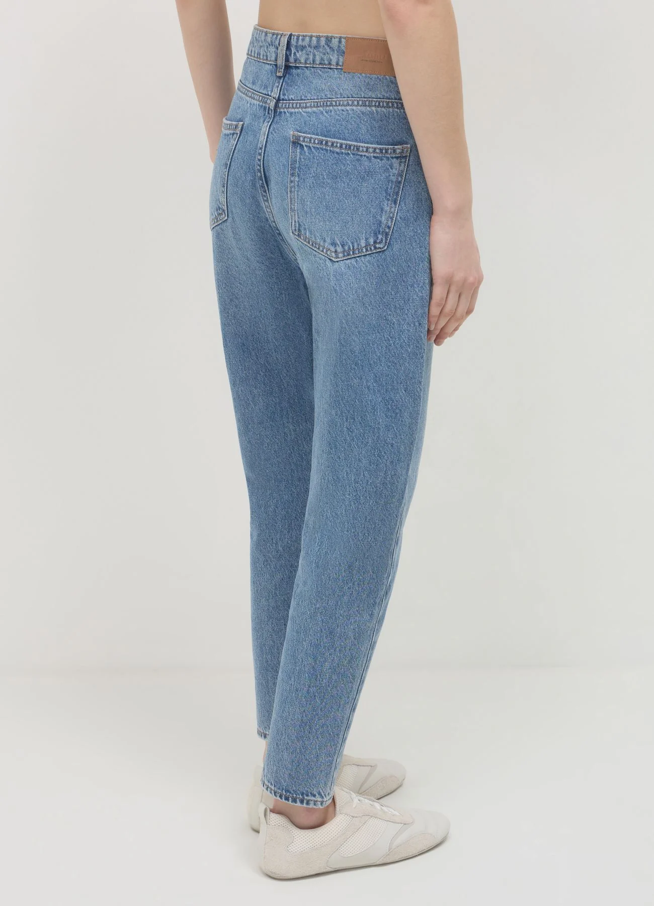 Jeans mom