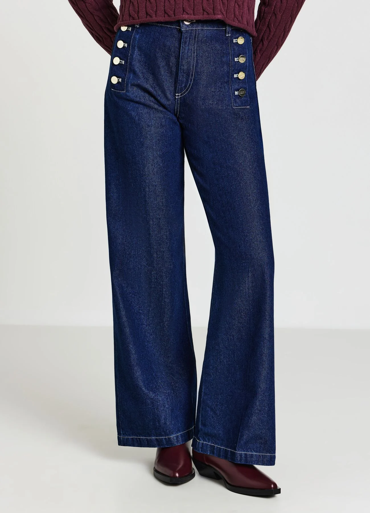 Jeans palazzo con bottoni - Image 2