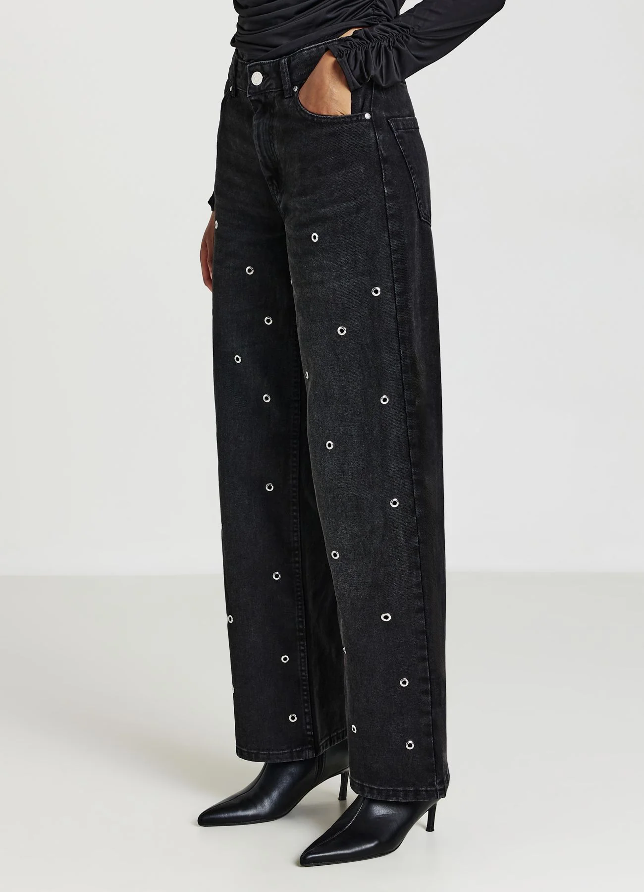 Jeans straight con eyelet - Image 2