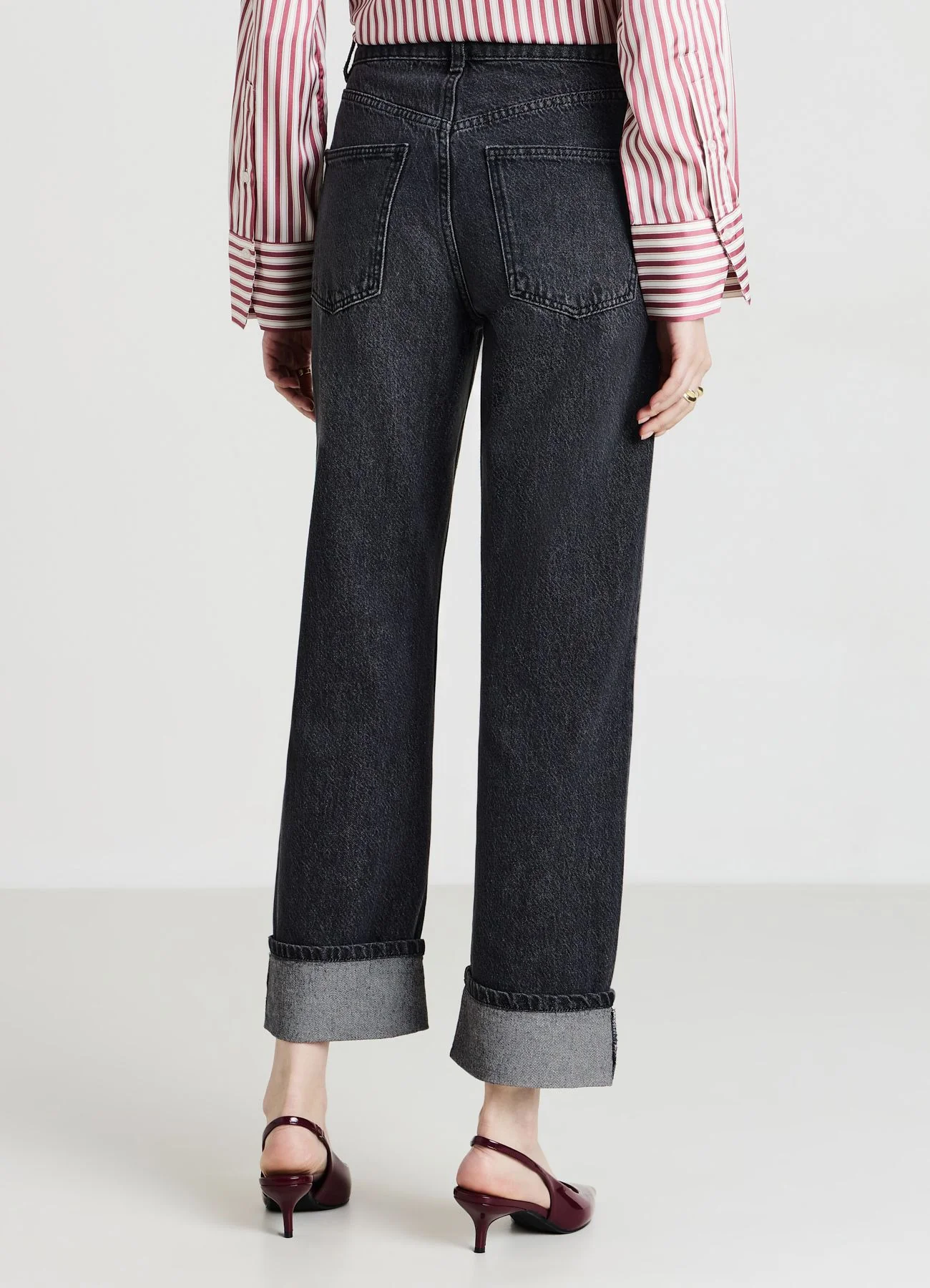 Jeans straight con risvolto - Image 2