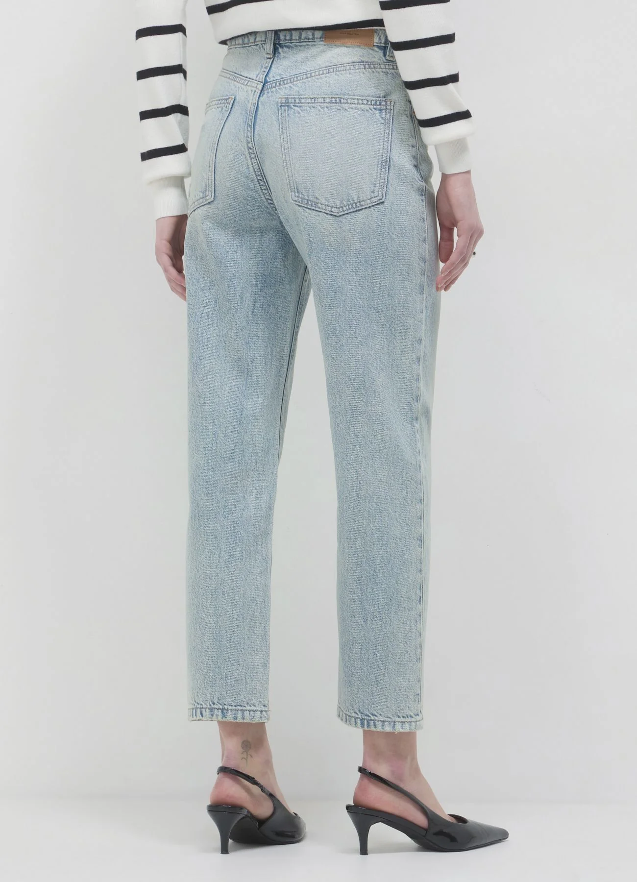 Jeans straight effetto sabbiato - Image 3