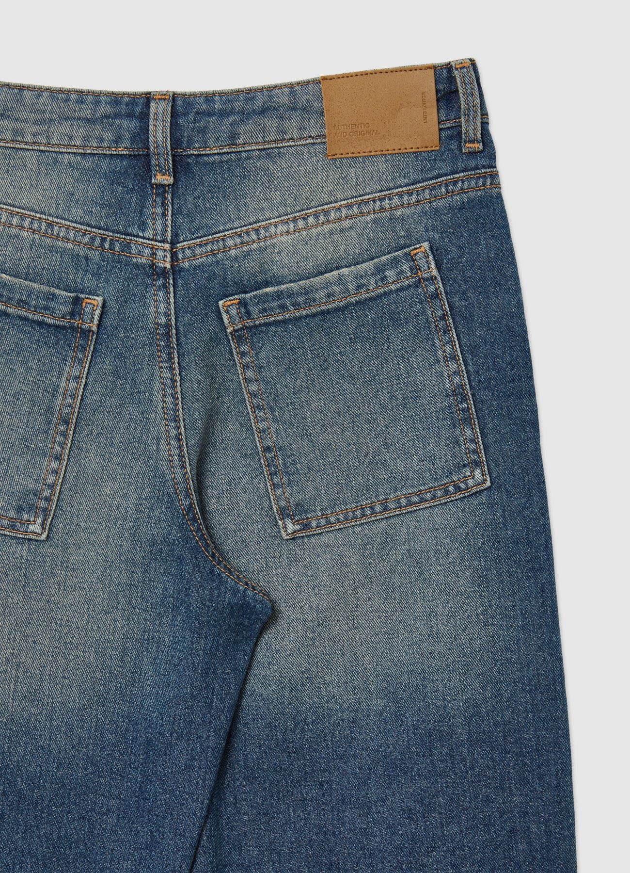 Jeans super baggy con strappi - Image 6
