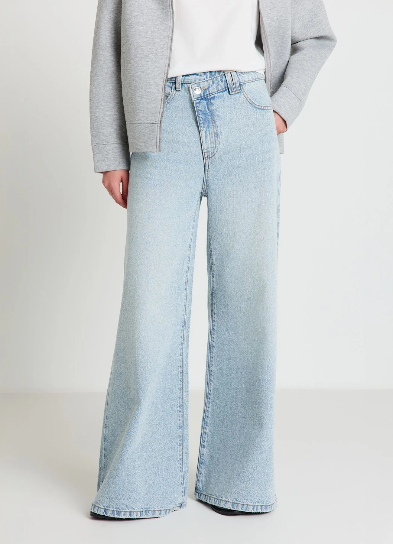 Jeans wide leg a vita alta