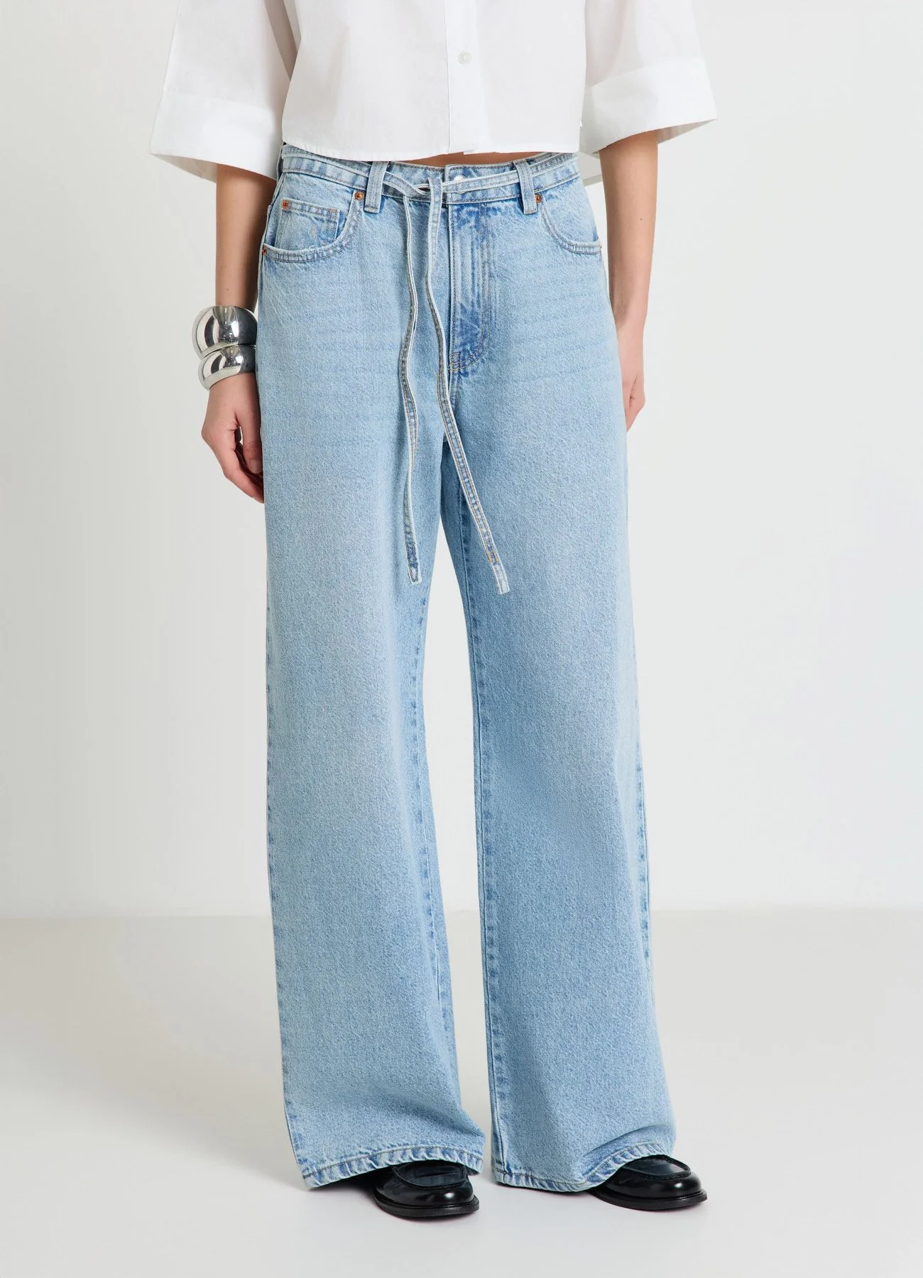 Jeans wide leg con cintura - Image 3