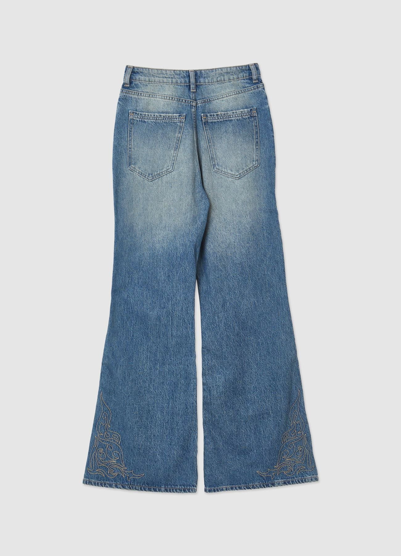 Jeans wide leg con ricamo al fondo - Image 6