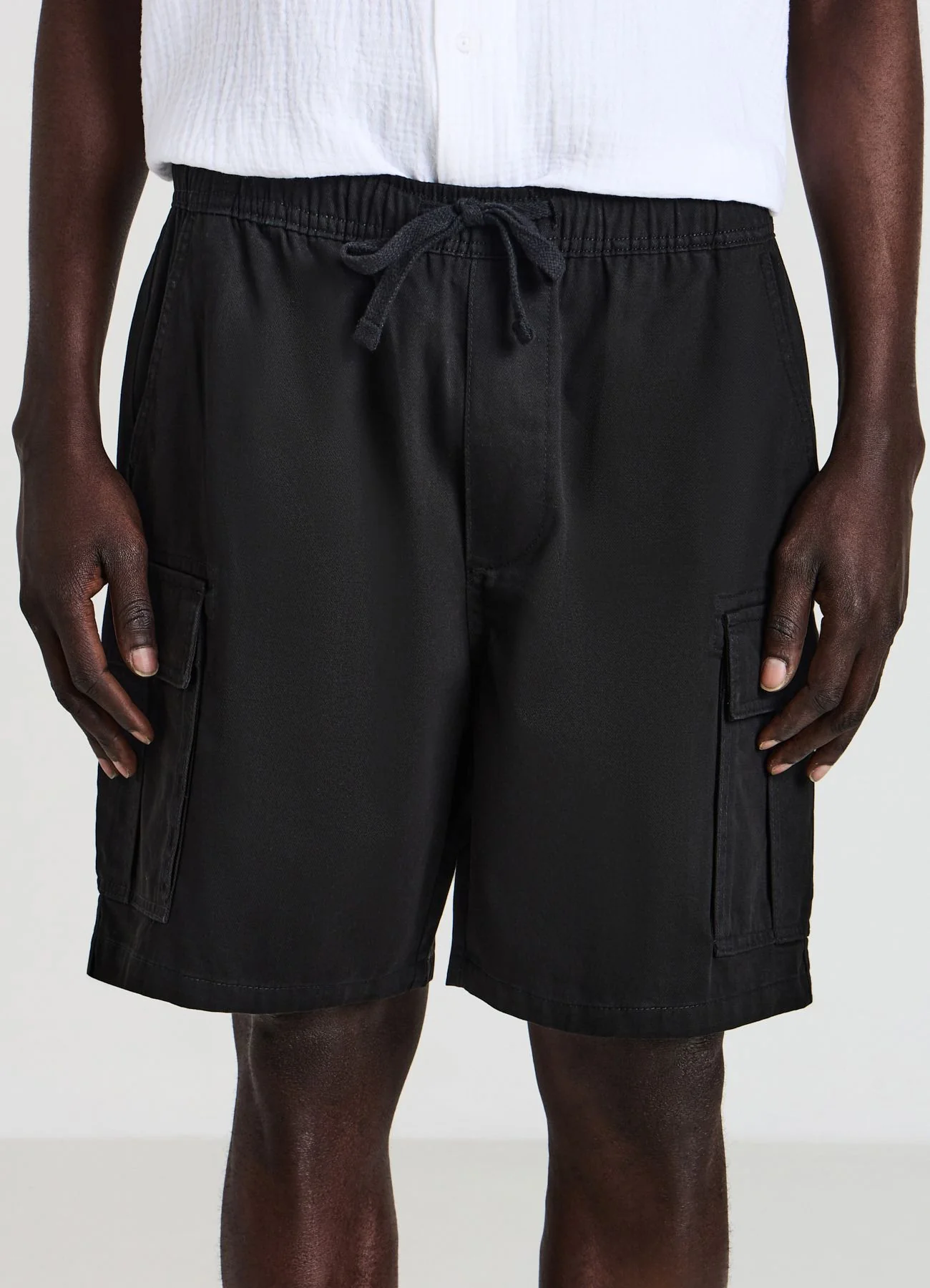 Jogger corto tasche cargo - Image 2