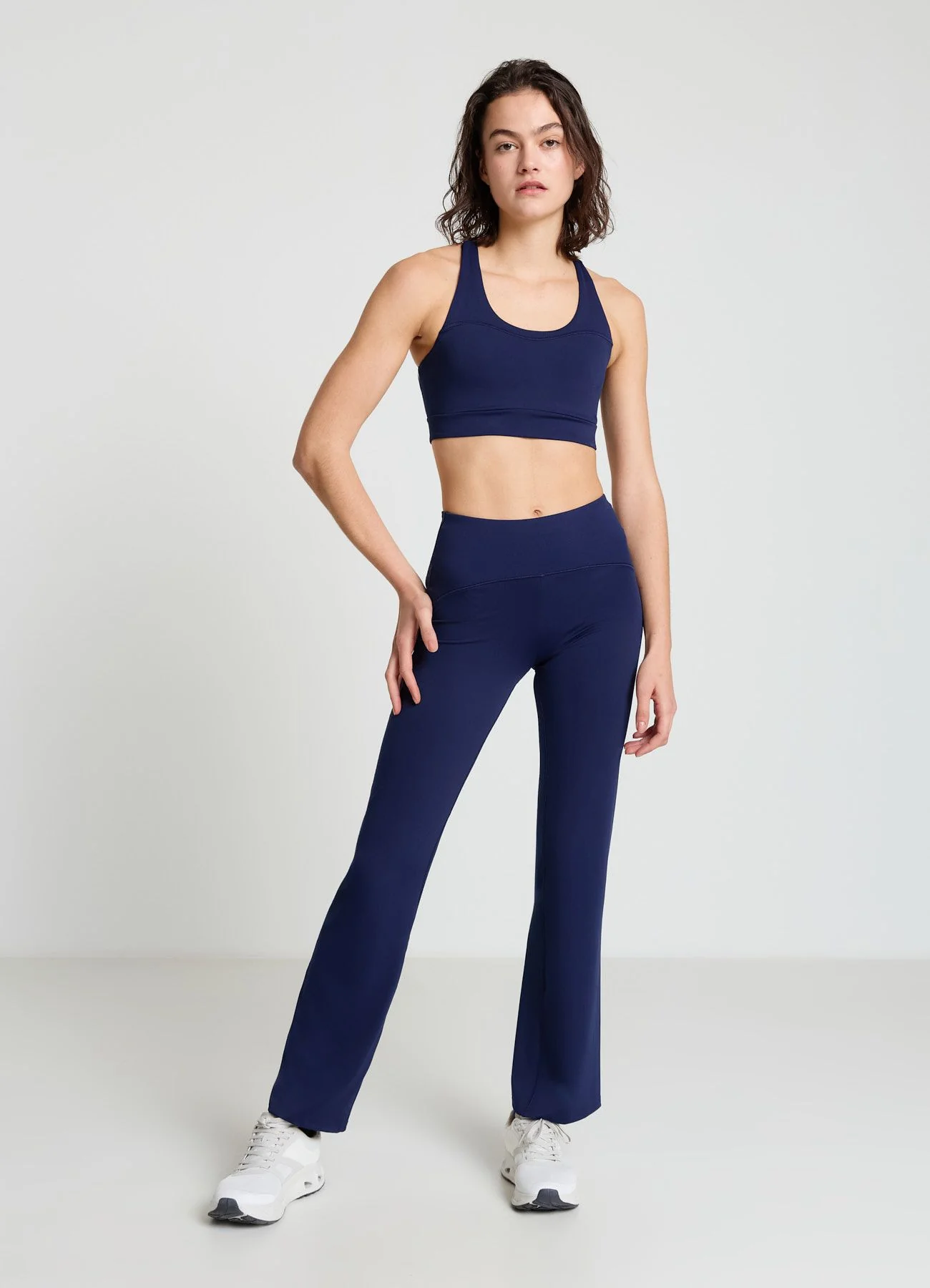 Leggings flare a vita alta - Image 2