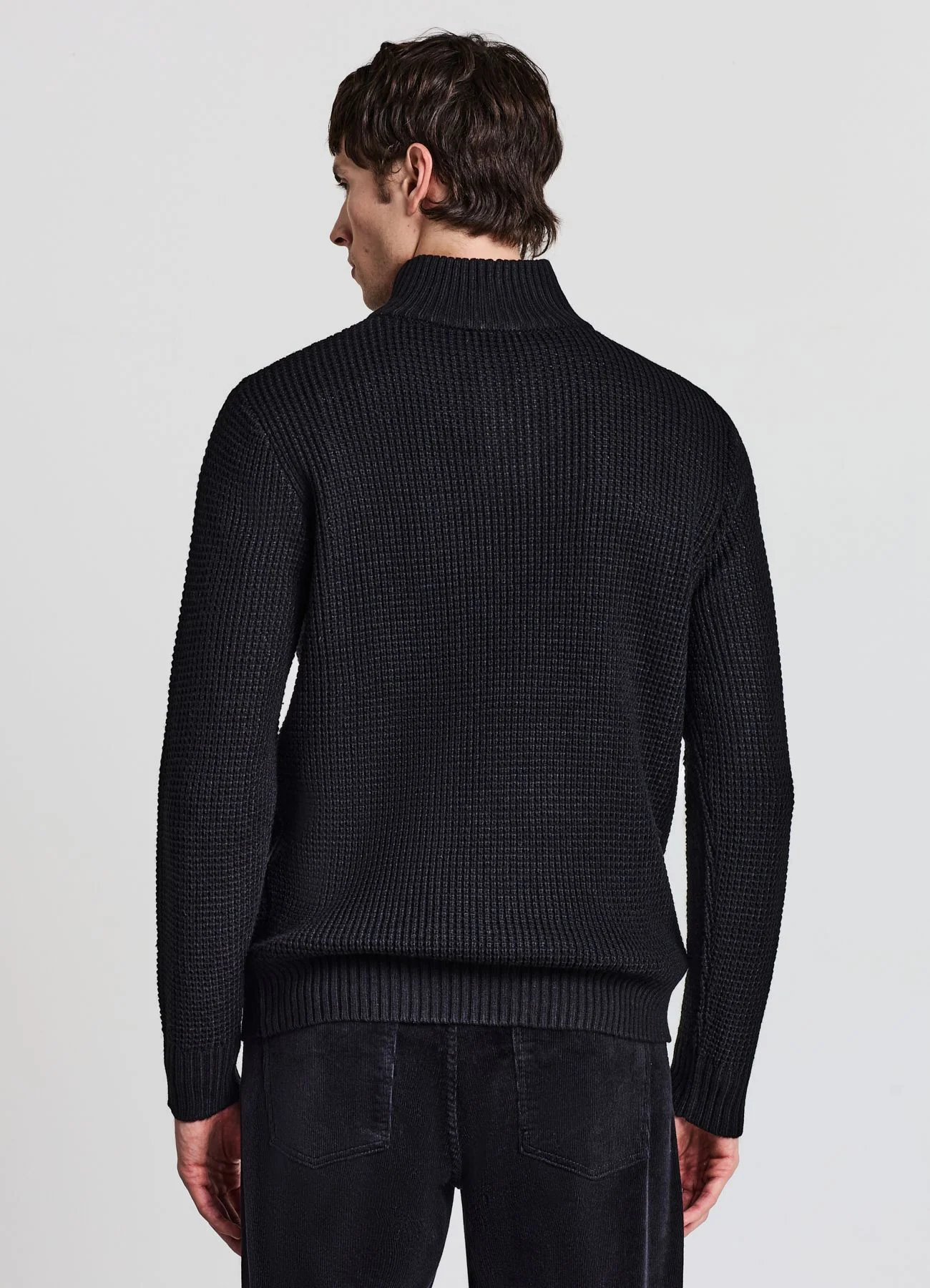 Maglia con collo alto e bottoni - Image 3