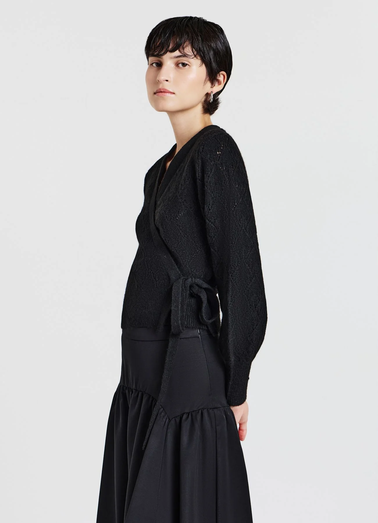 Maglia con scollo a V e nodo - Image 3