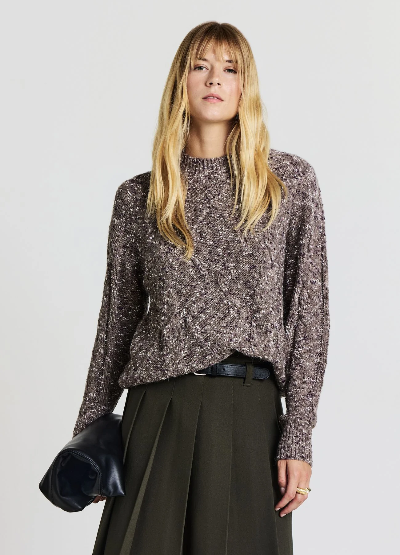 Maglia con trecce in rilievo