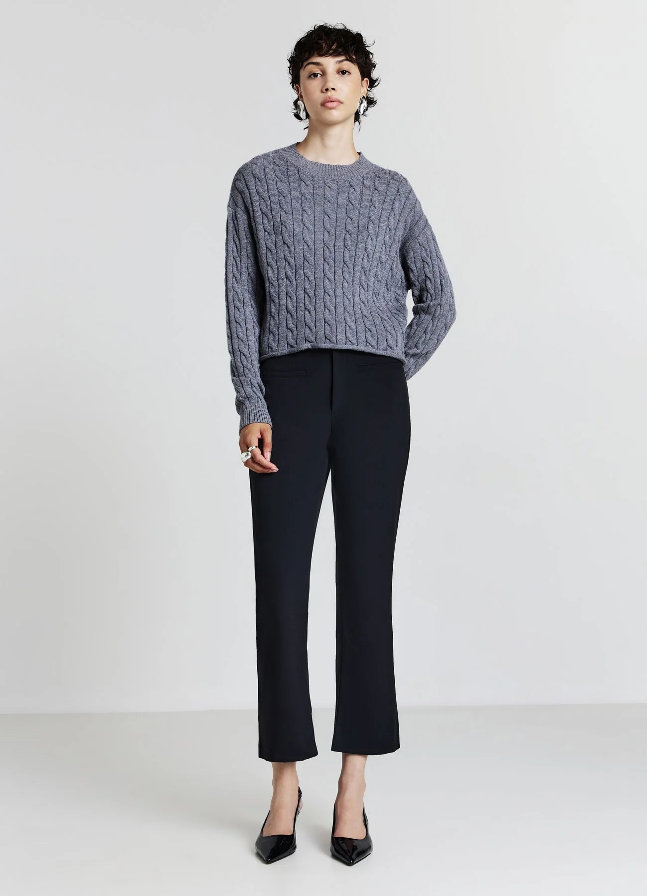 Maglia crop con trecce