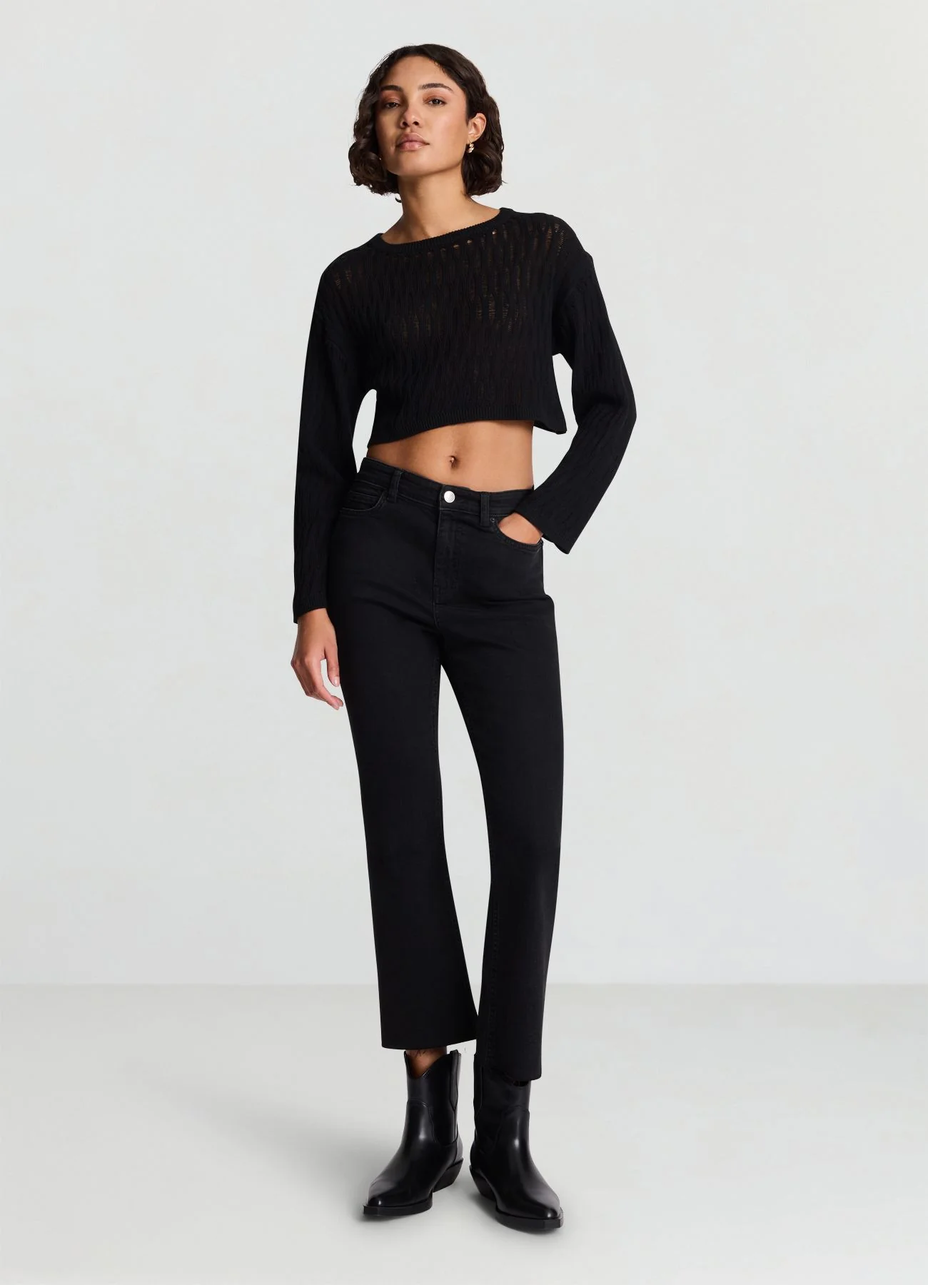Maglia crop traforata a girocollo - Image 3