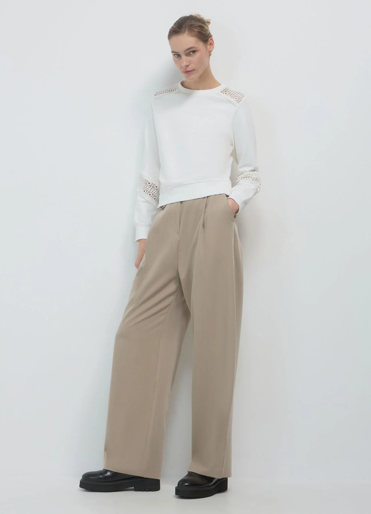 Maglia girocollo passamanerie - Image 4