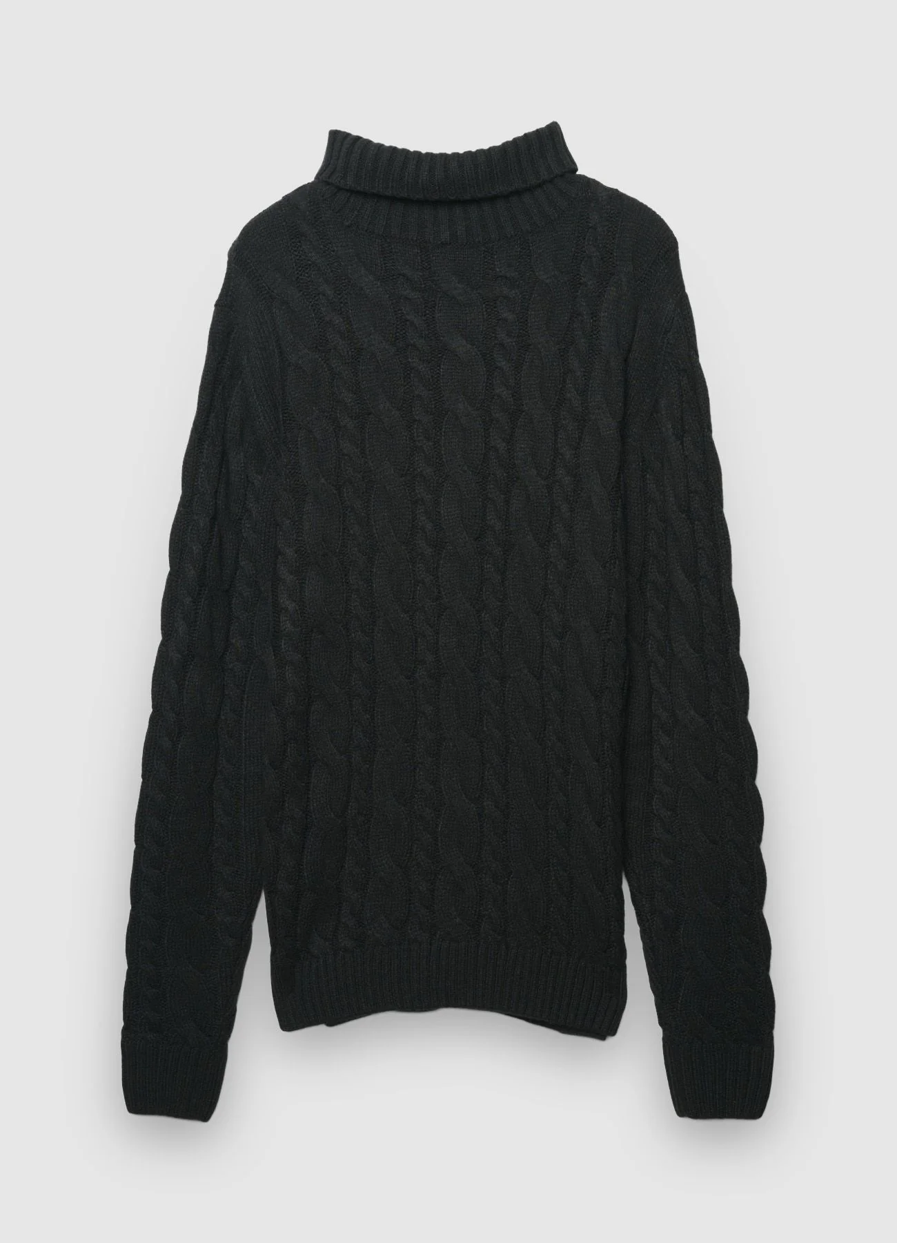 Maglione dolcevita con trecce - Image 6