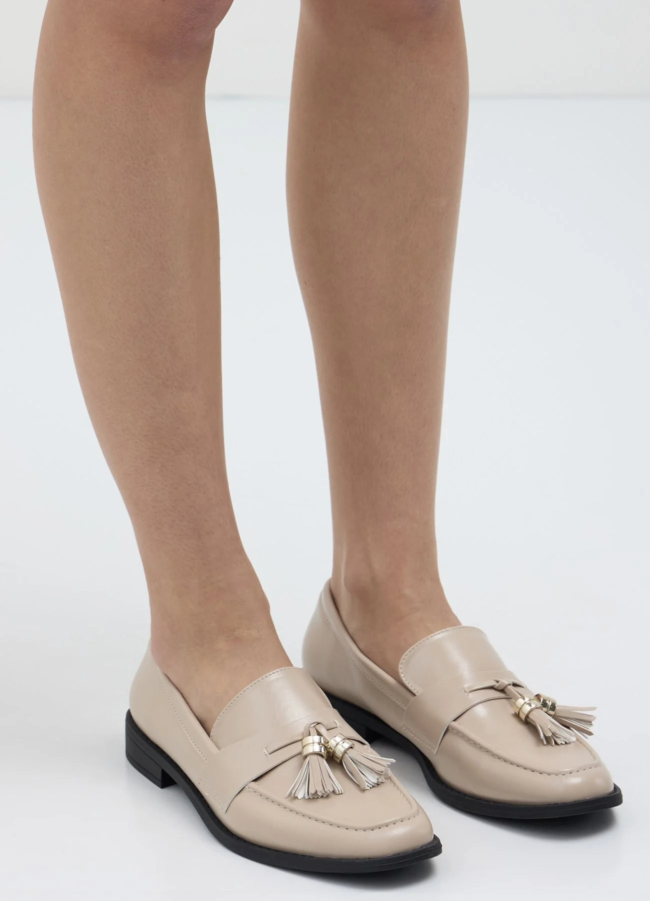 Mocassino slim con nappine