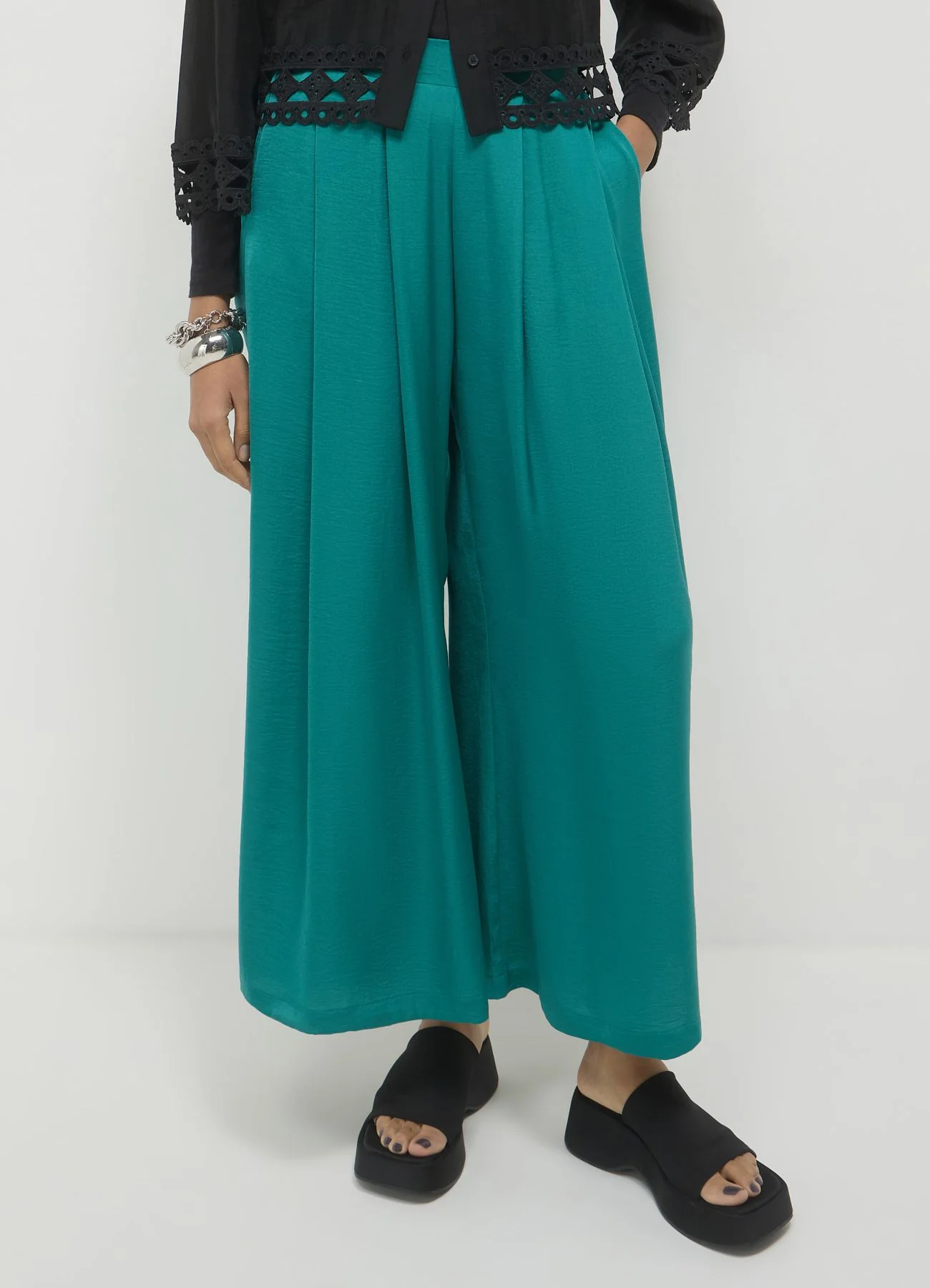 Pantagonna in simil satin - Image 2