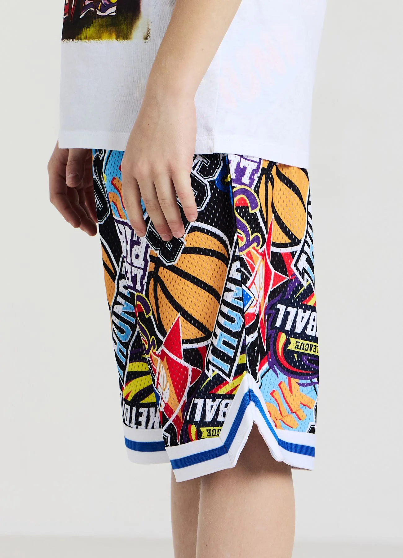 Pantaloncini a rete con stampe - Image 3