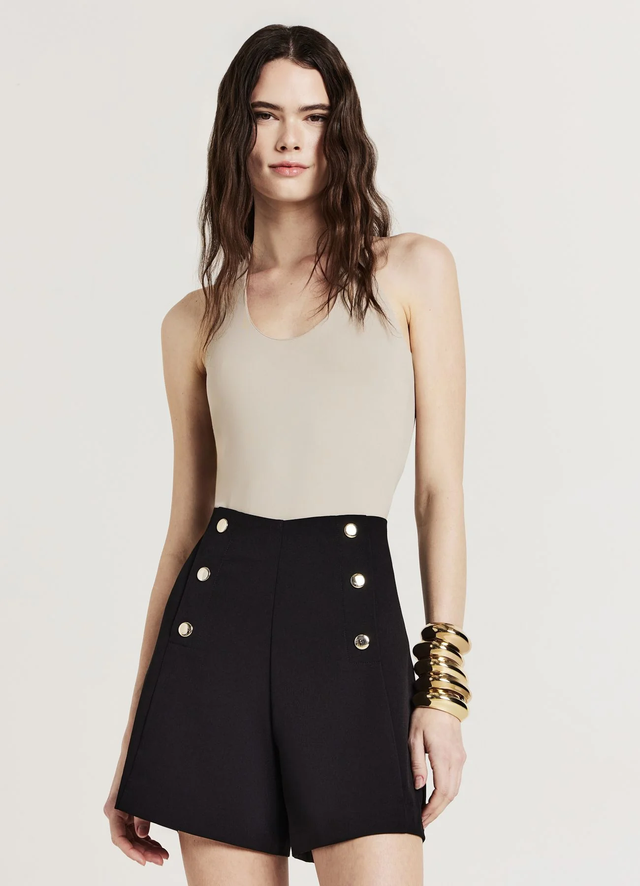 Pantaloncini bottoni oro - Image 3