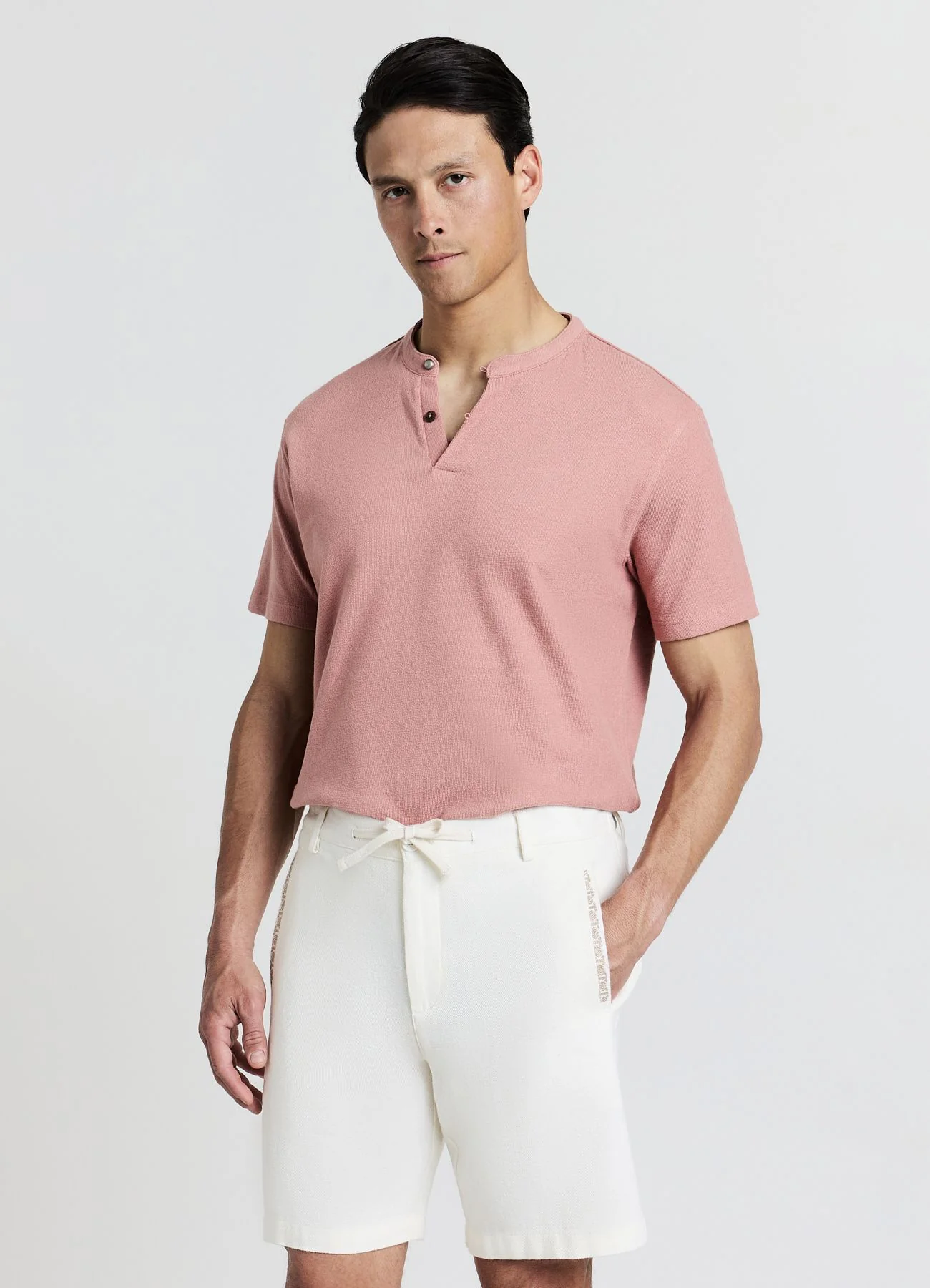 Pantaloncini chino tasche ricamo
