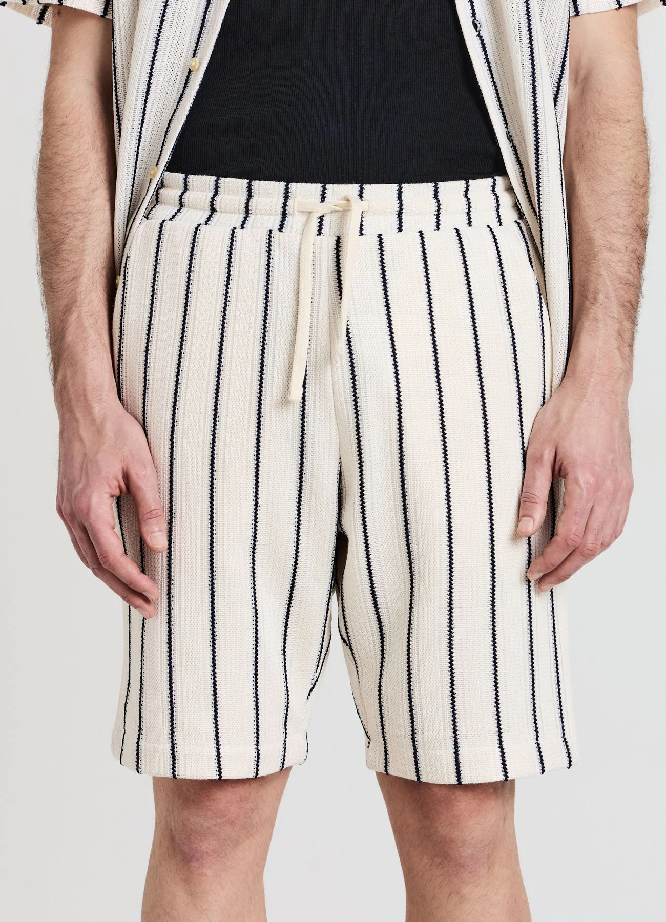 Pantaloncini ginnici a righe - Image 3