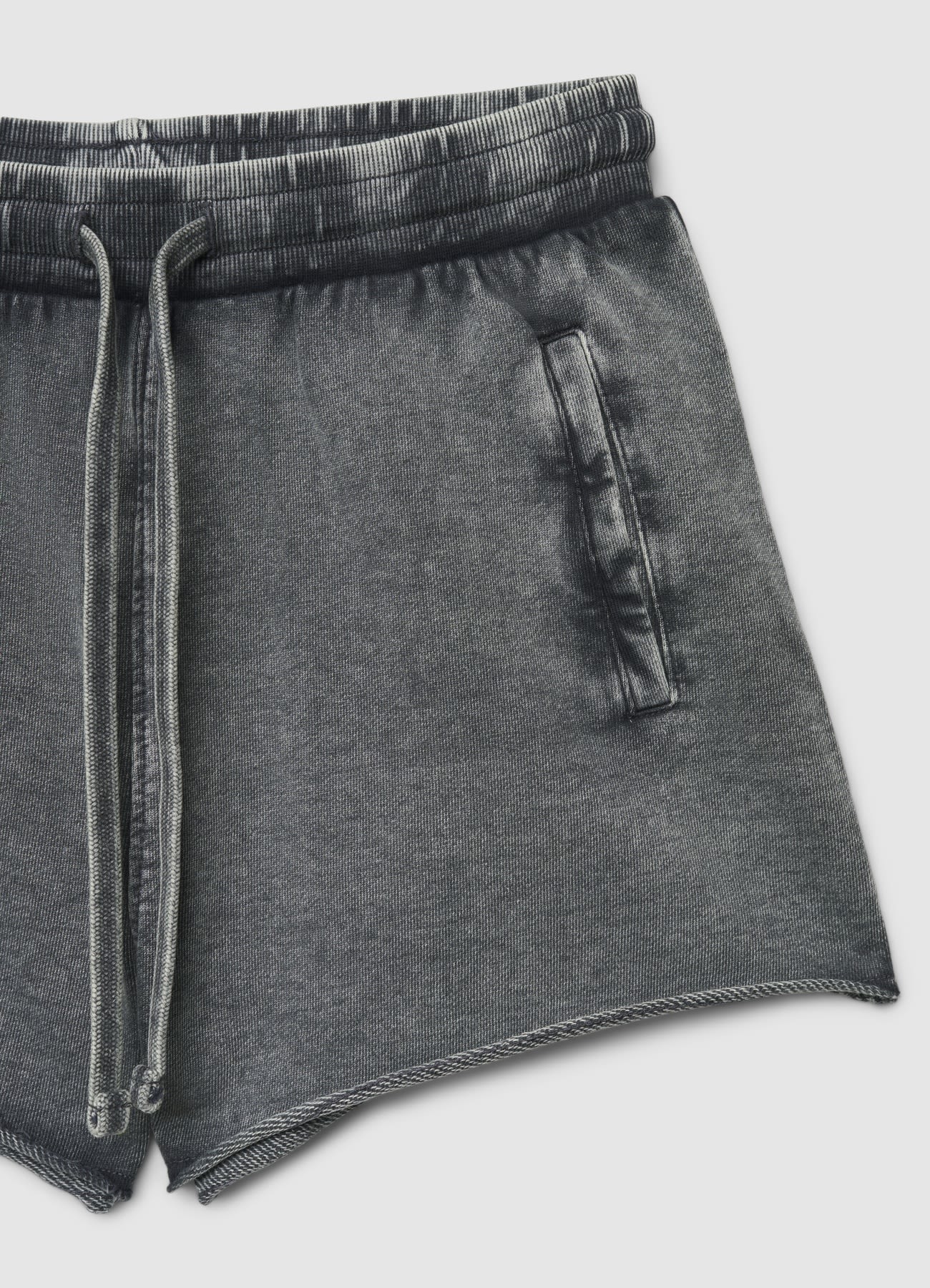 Pantaloncini ginnici con coulisse effetto slavato - Image 6
