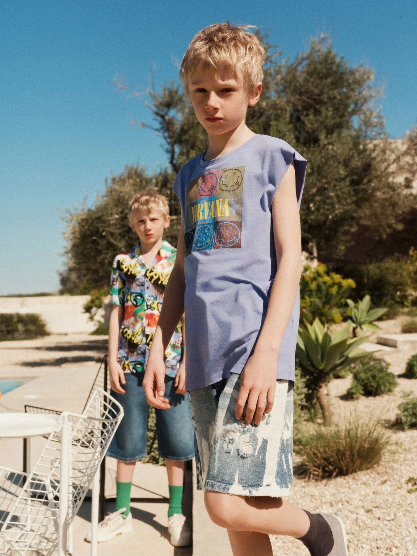 Pantaloncini in denim con stampa tie dye - Image 5