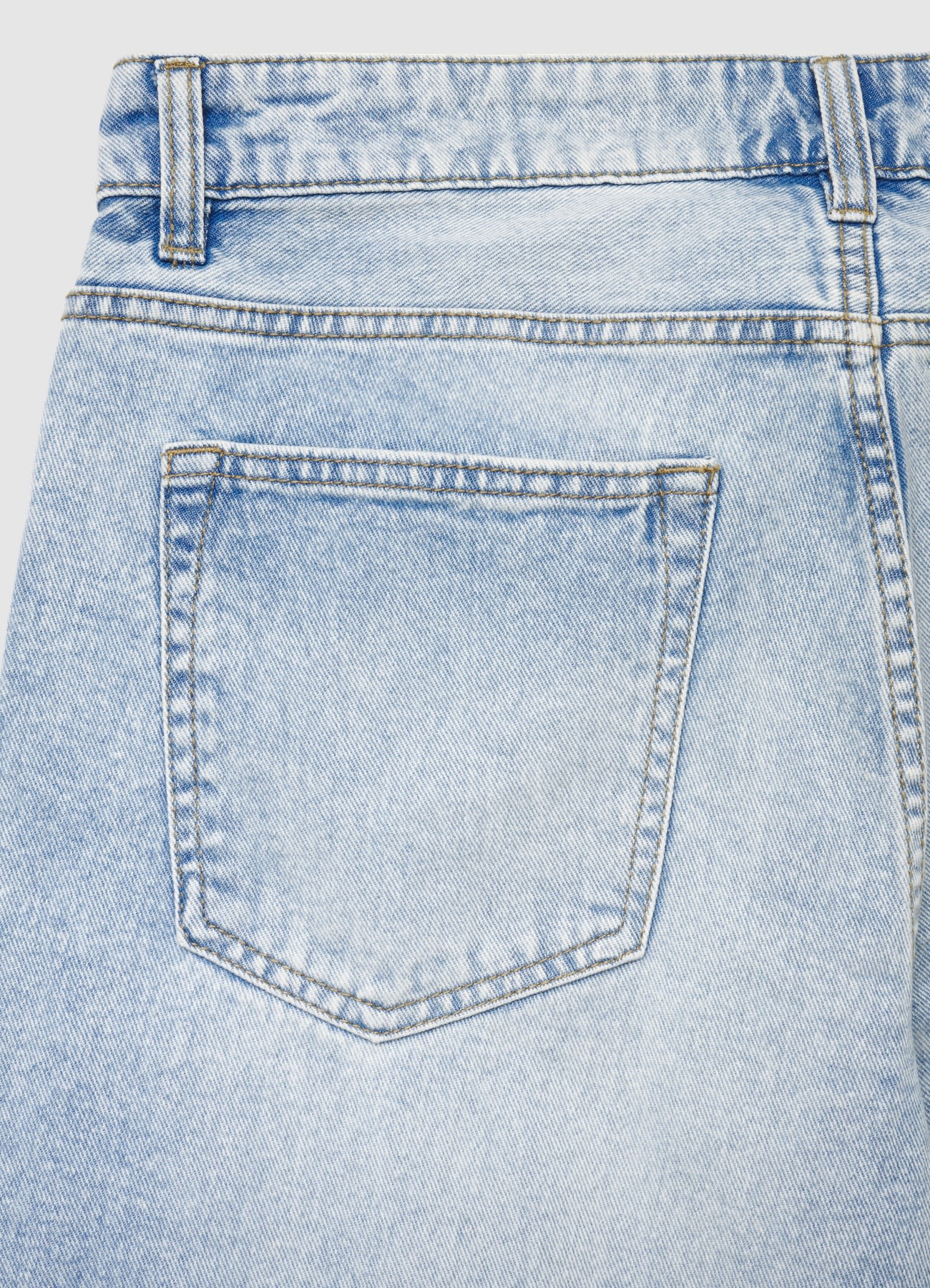 Pantaloncini jeans cinque tasche - Image 5