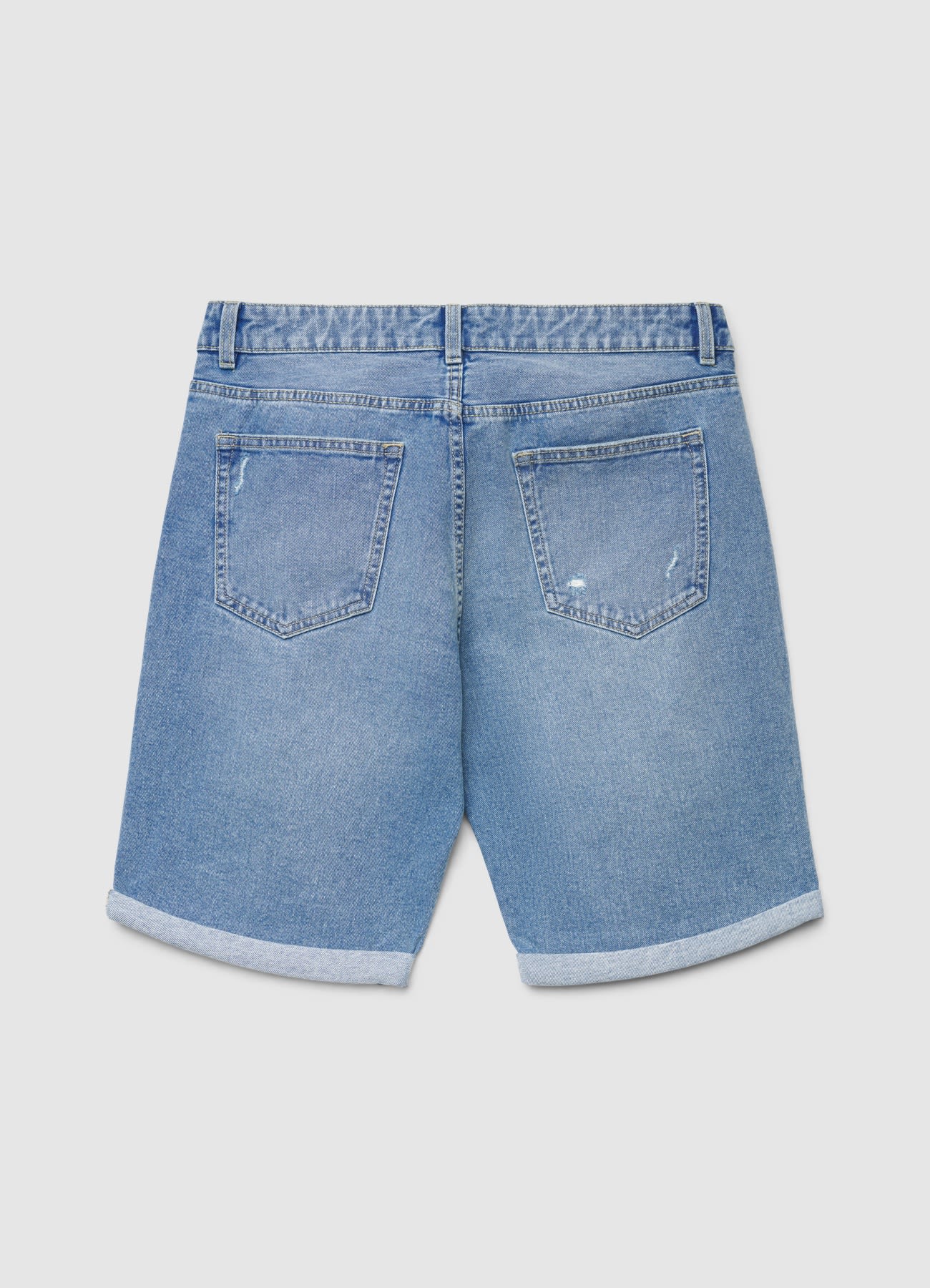 Pantaloncini jeans con strappi e risvolto - Image 5