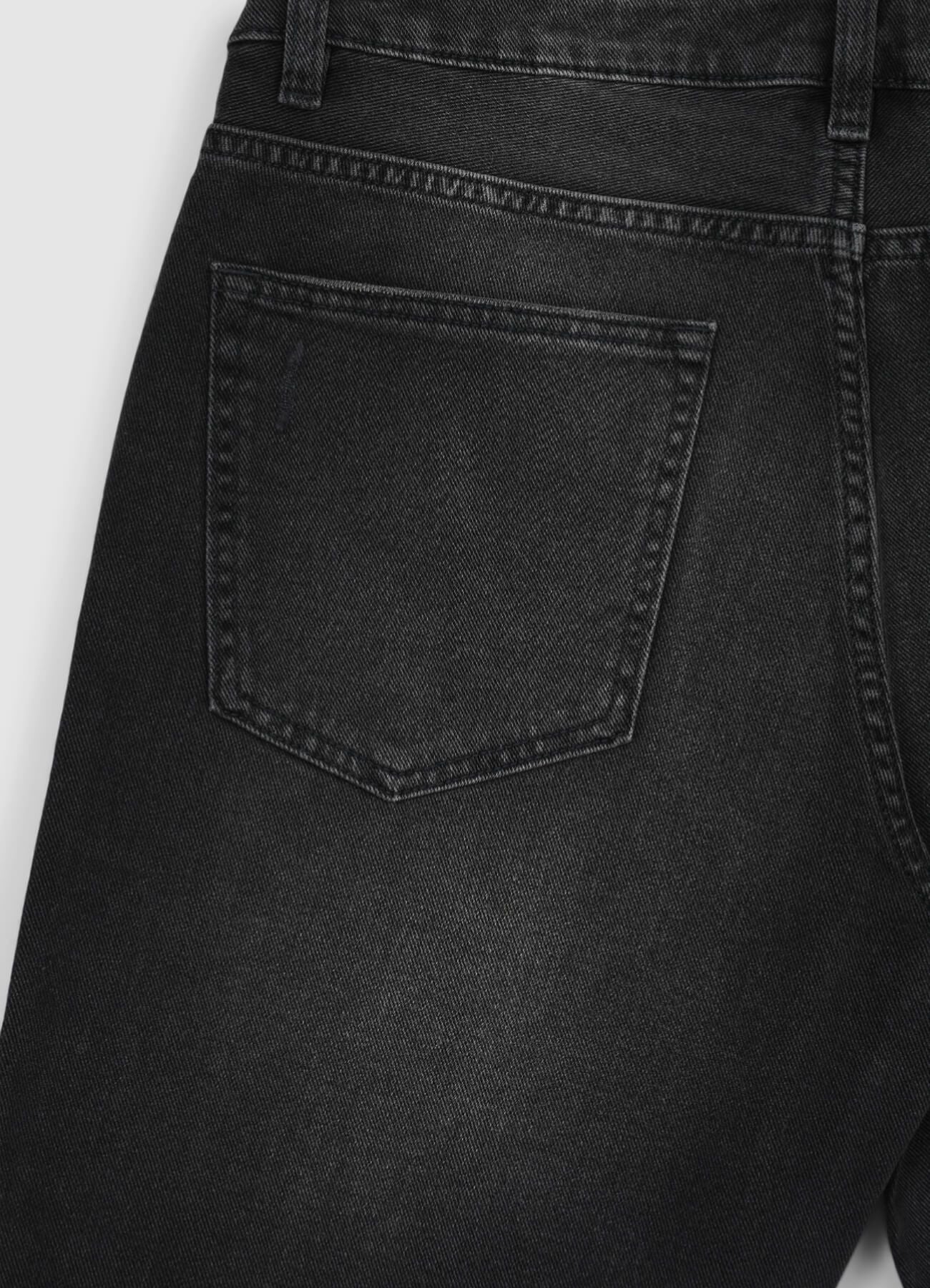 Pantaloncini jeans con strappi - Image 6