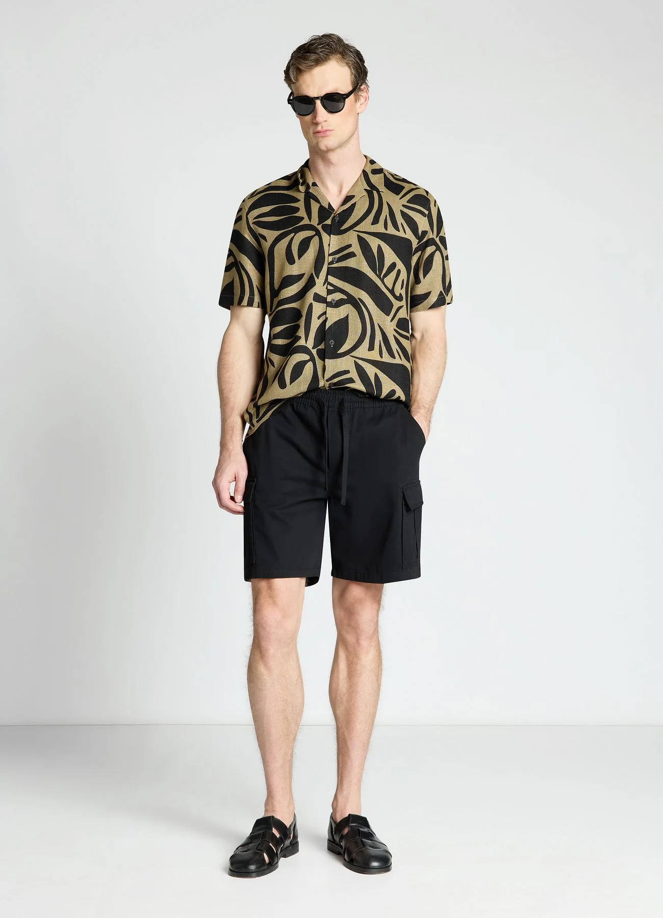 Pantaloncini jogger con tasche cargo