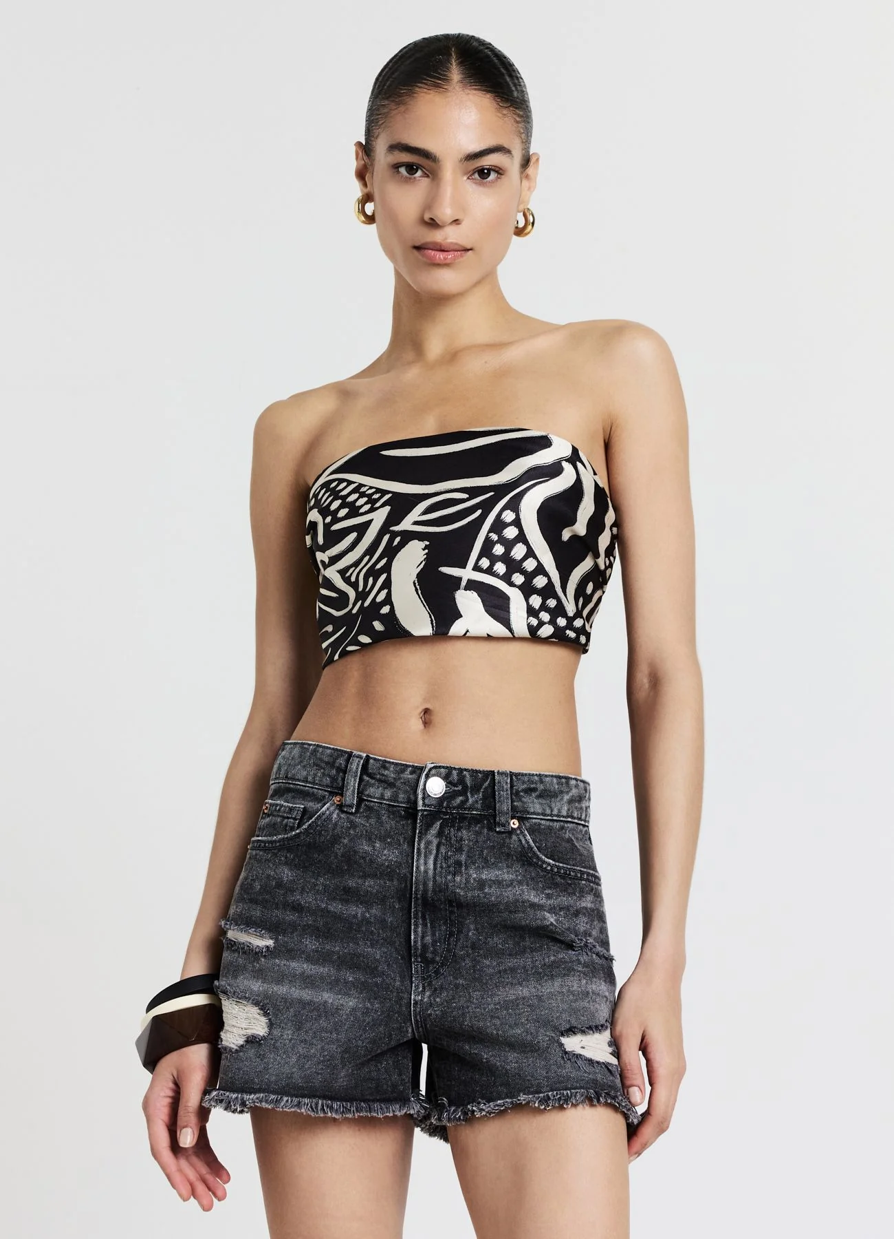 Pantaloncini mom strappi - Image 3