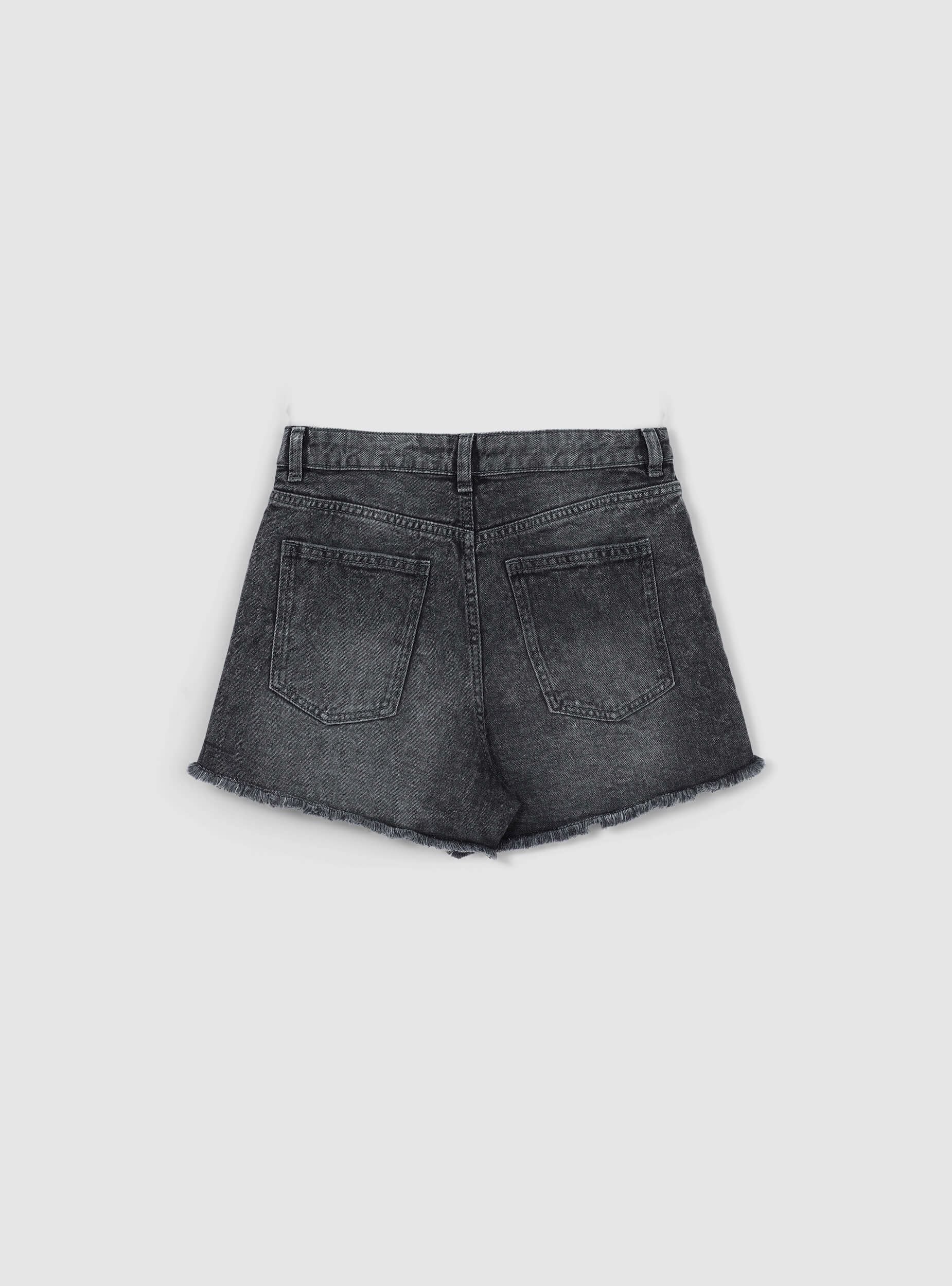 Pantaloncini mom strappi - Image 5