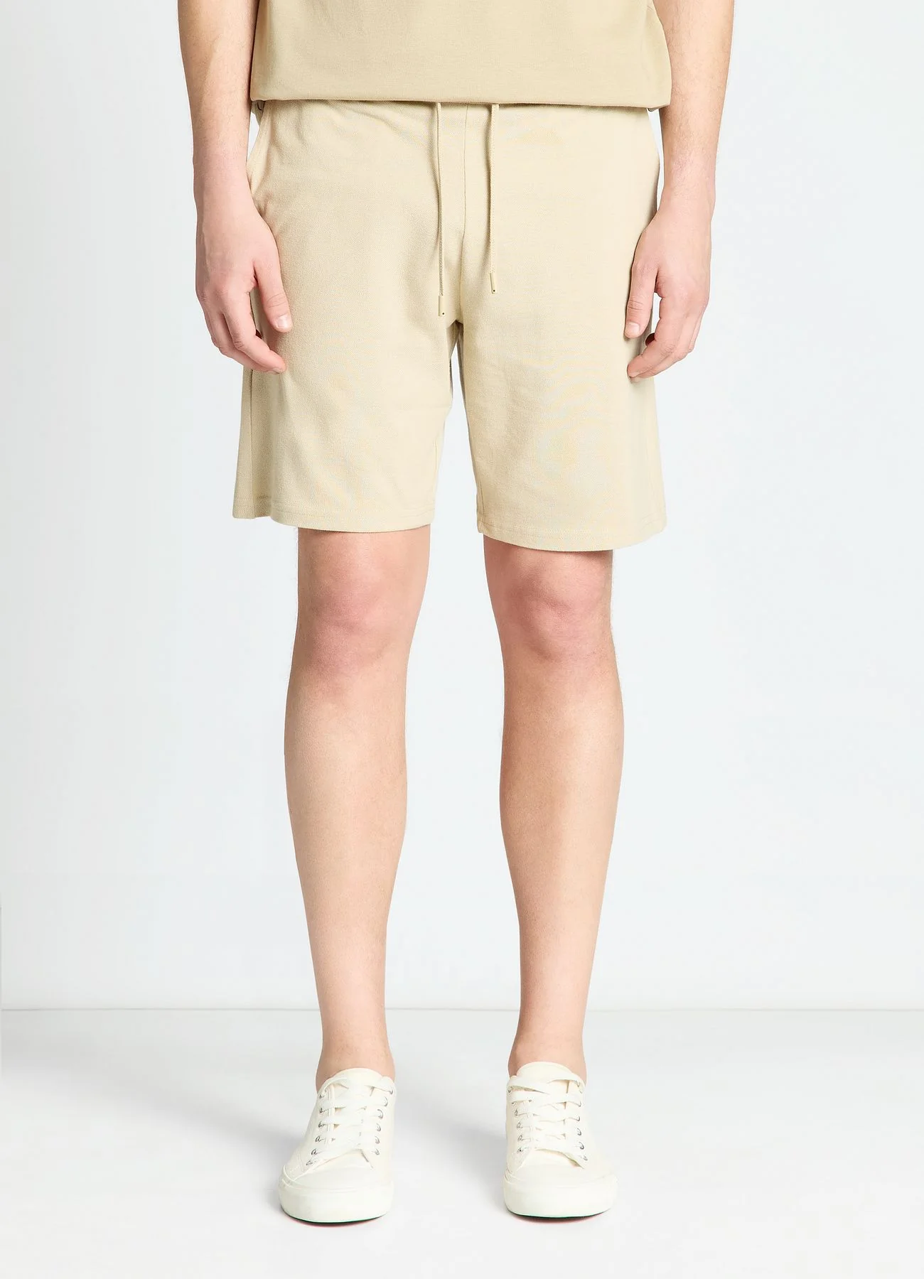 Pantaloncini sportivi a tinta unita con coulisse - Image 2