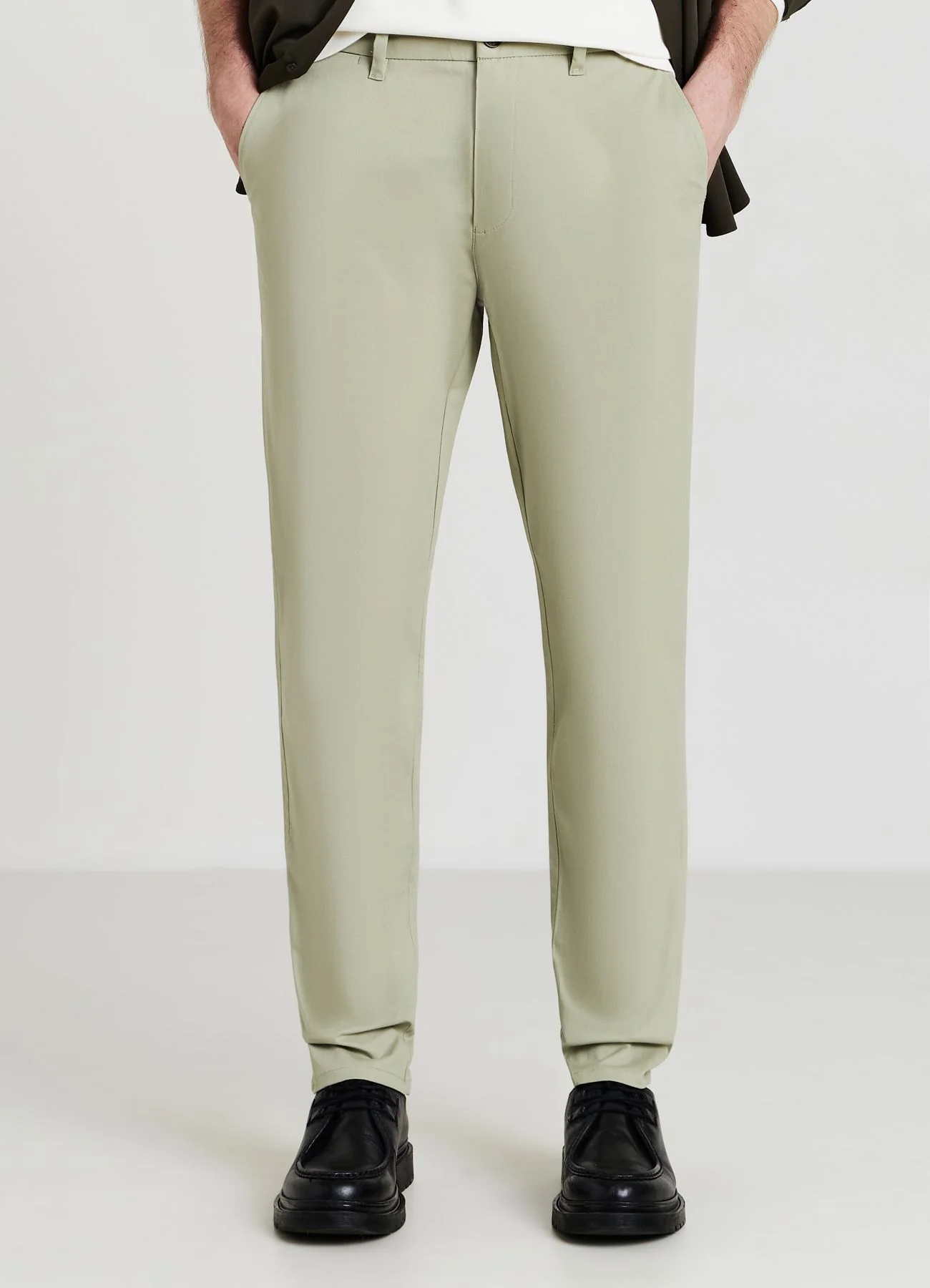 Pantalone chino tinta unita - Image 3