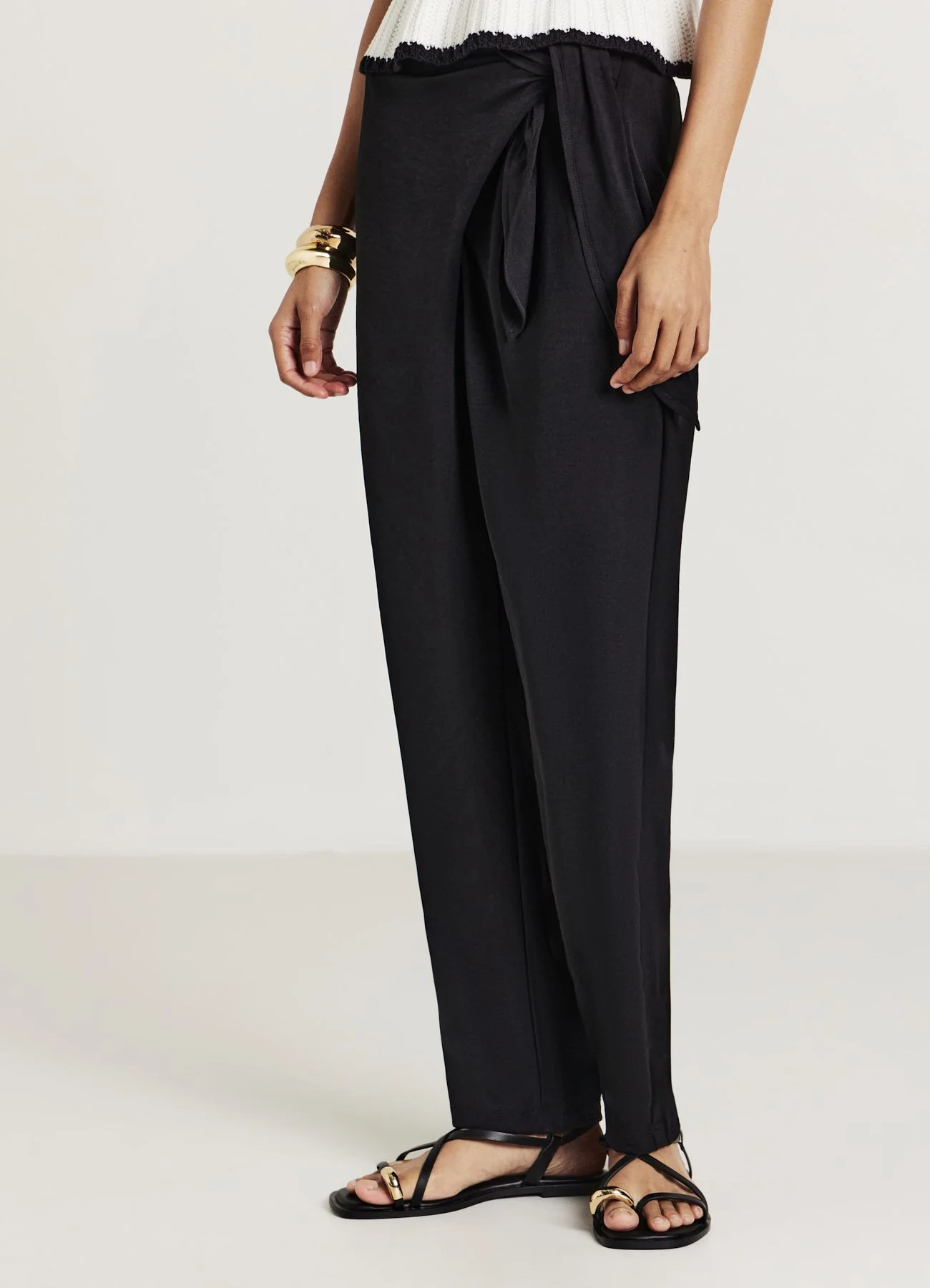 Pantalone con nodo - Image 3