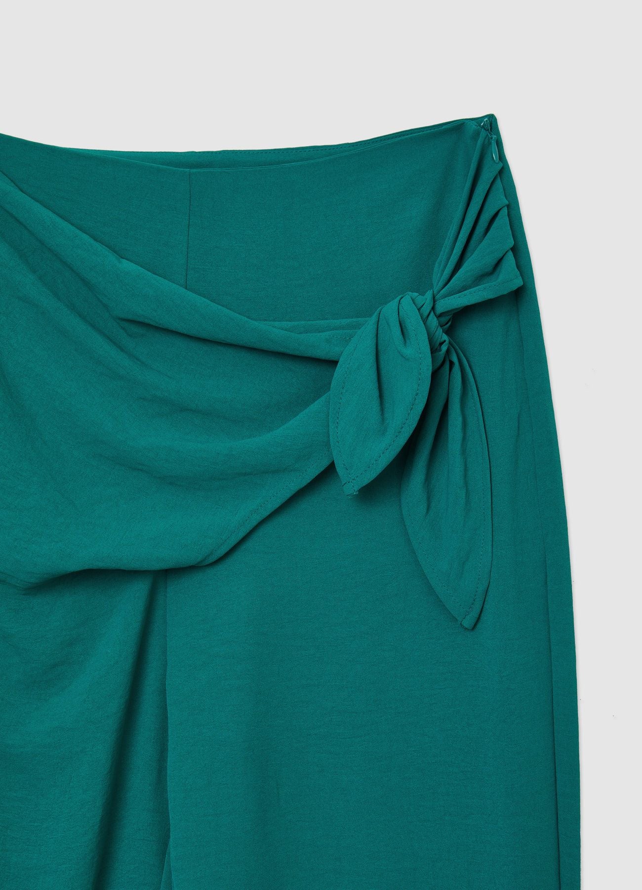 Pantalone con nodo - Image 5