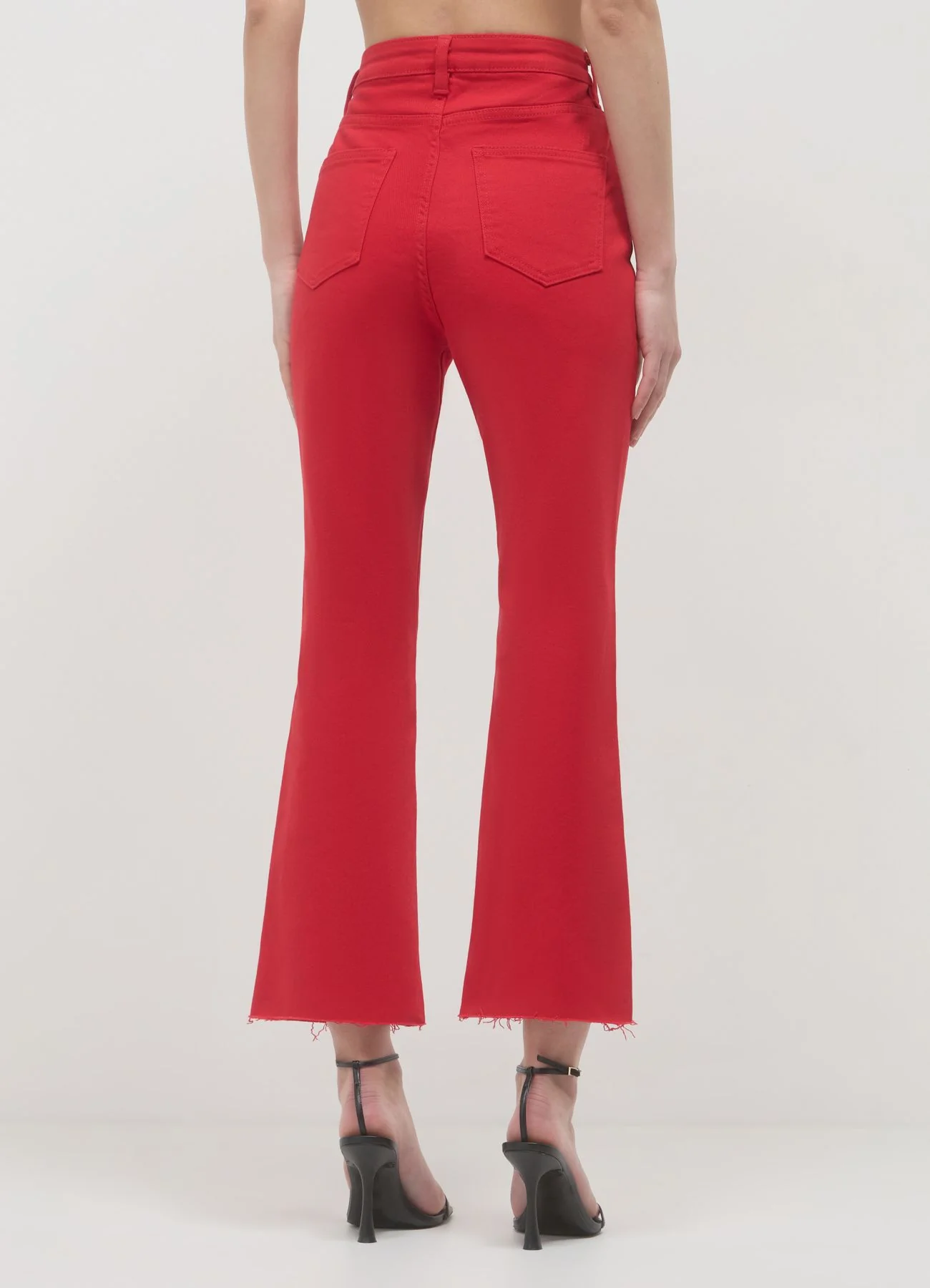 Pantalone cropped flared