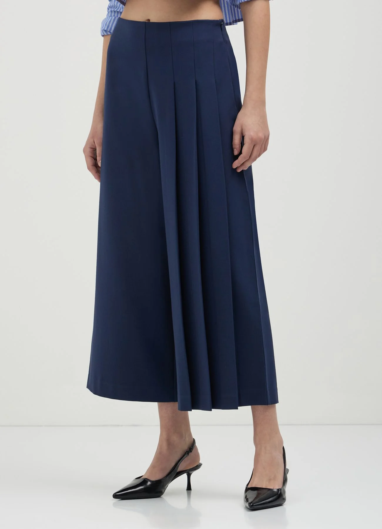 Pantalone culotte pieghe - Image 3