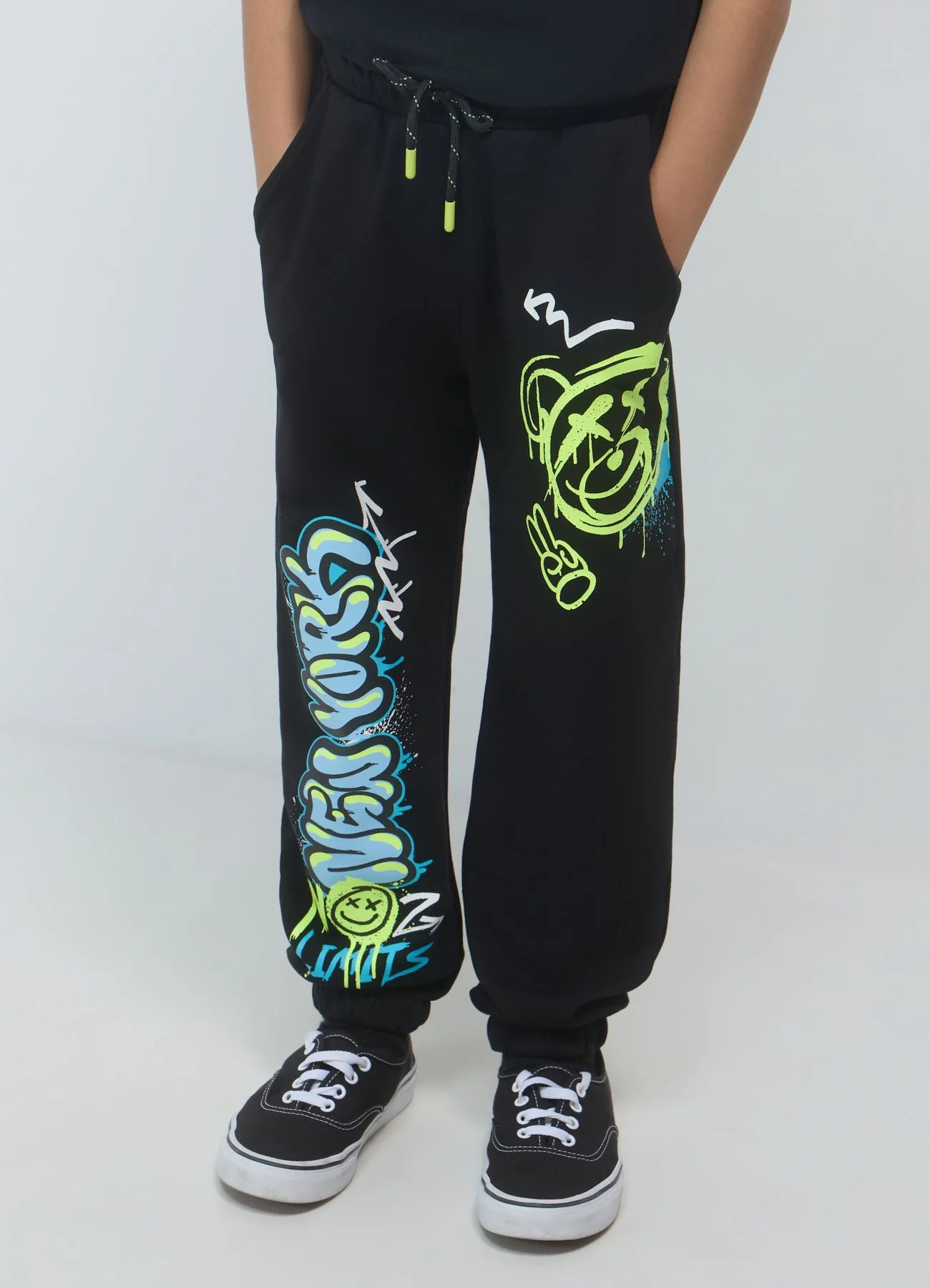 Pantalone ginnico stampe graffiti oversize - Image 3