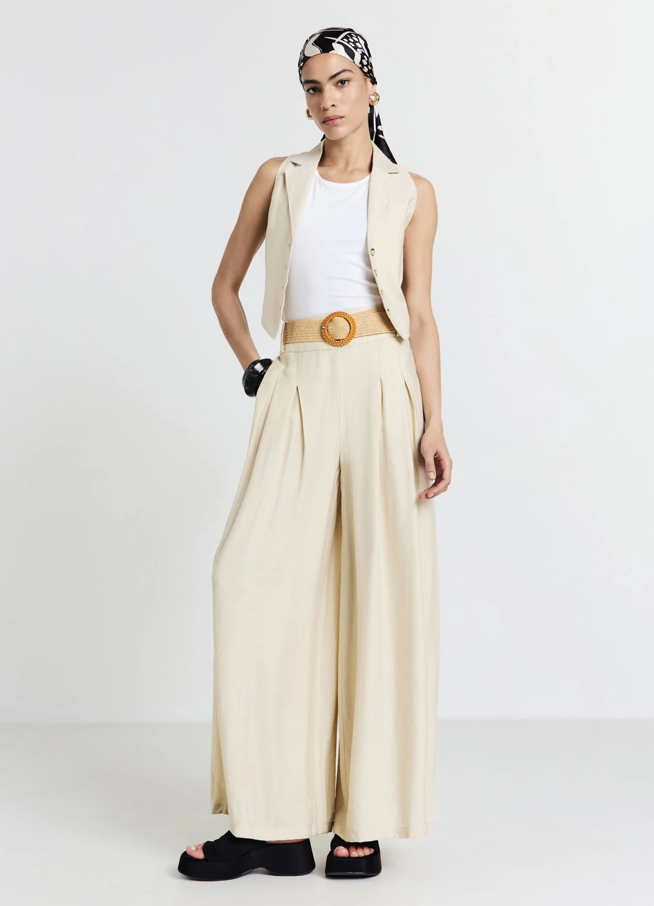 Pantalone palazzo ampio con cintura - Image 3