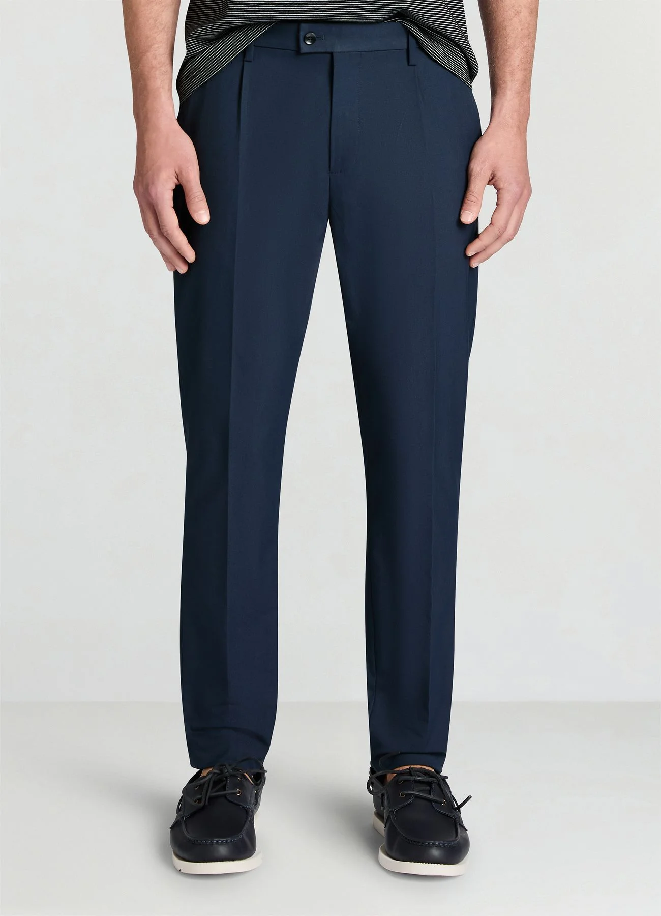 Pantalone tecnico con pinces - Image 2